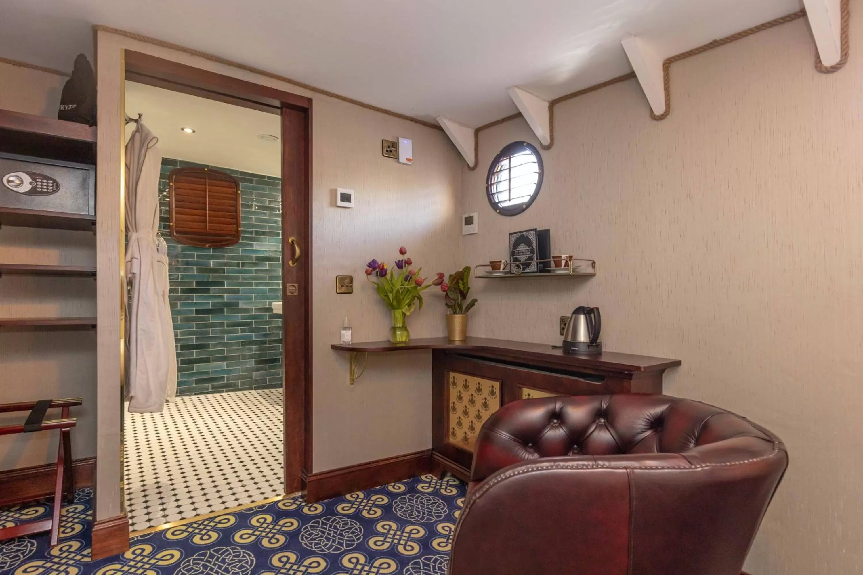 Bathroom in Ocean Mist Leith