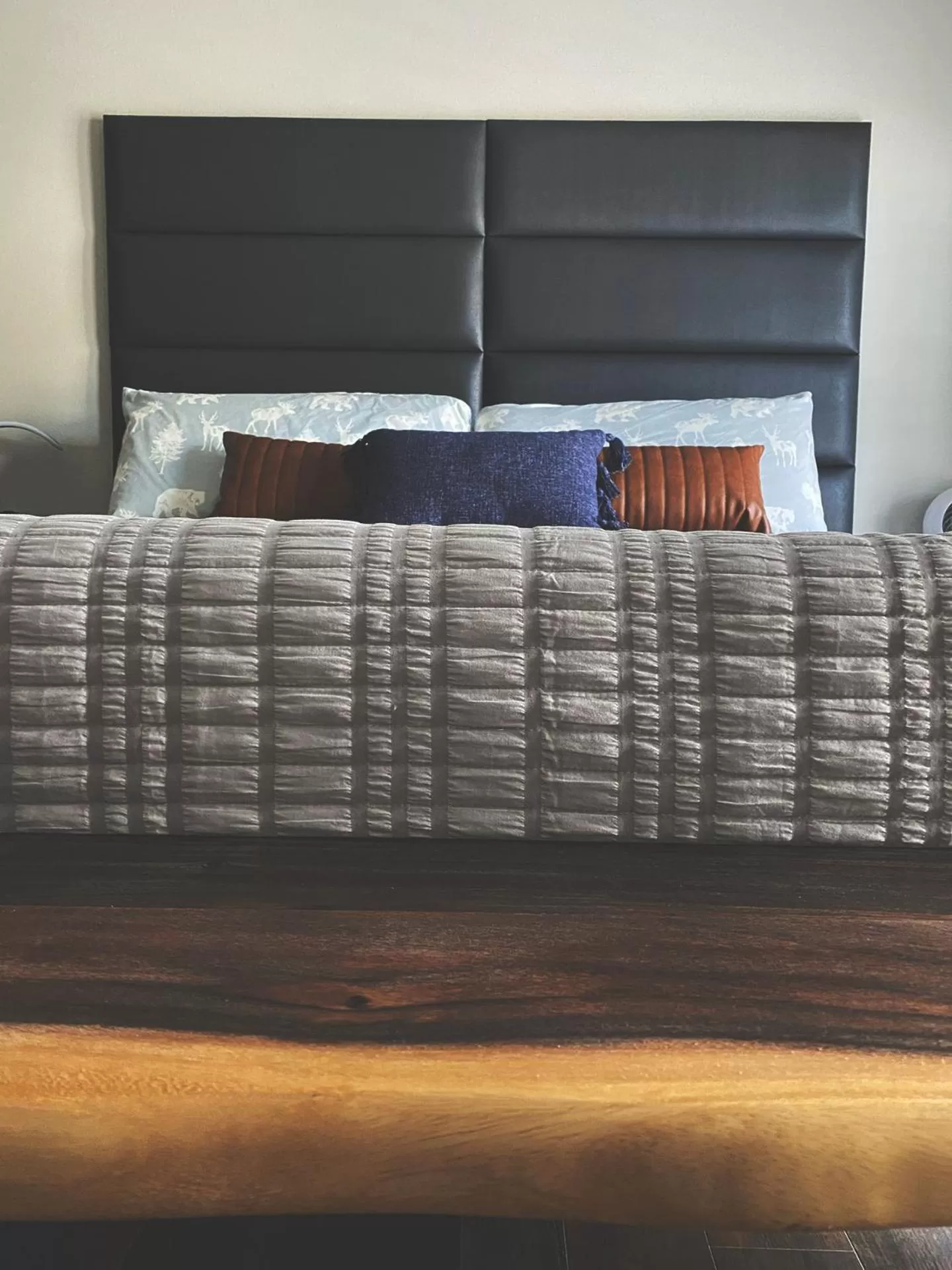 Bed in Winter Park Chateau