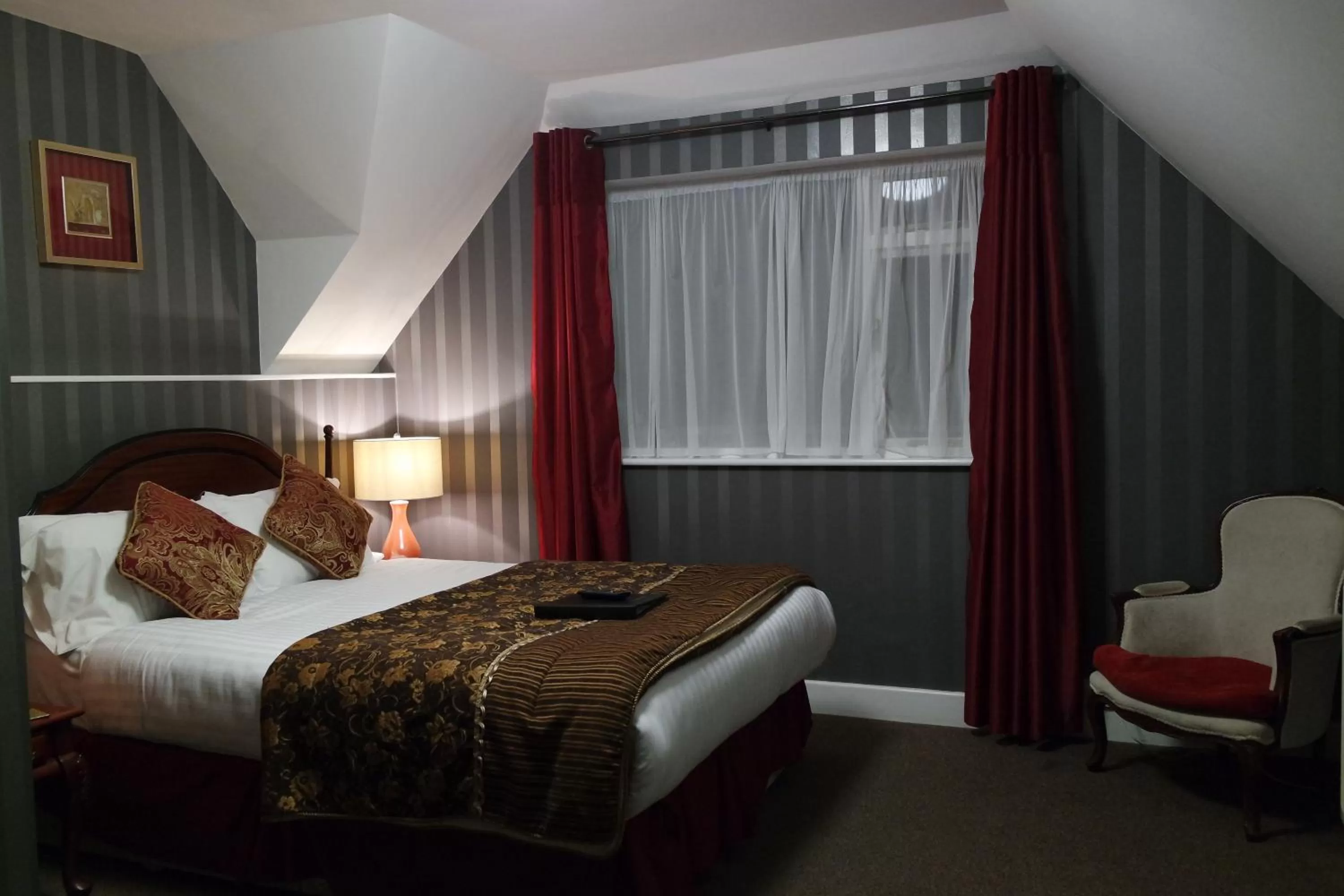 Bed in Gable End Hotel