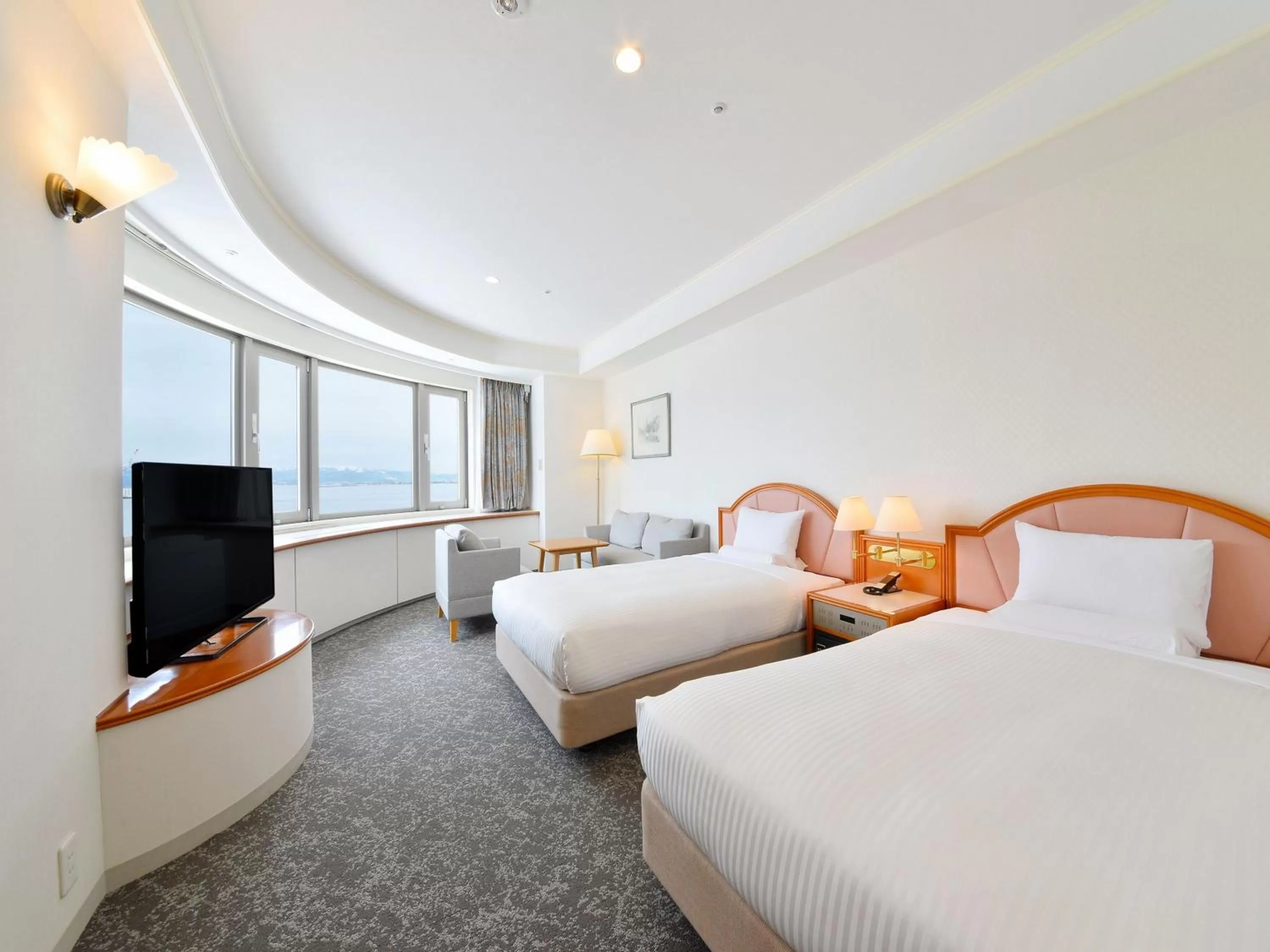 Photo of the whole room, Bed in Hakodate Kokusai Hotel