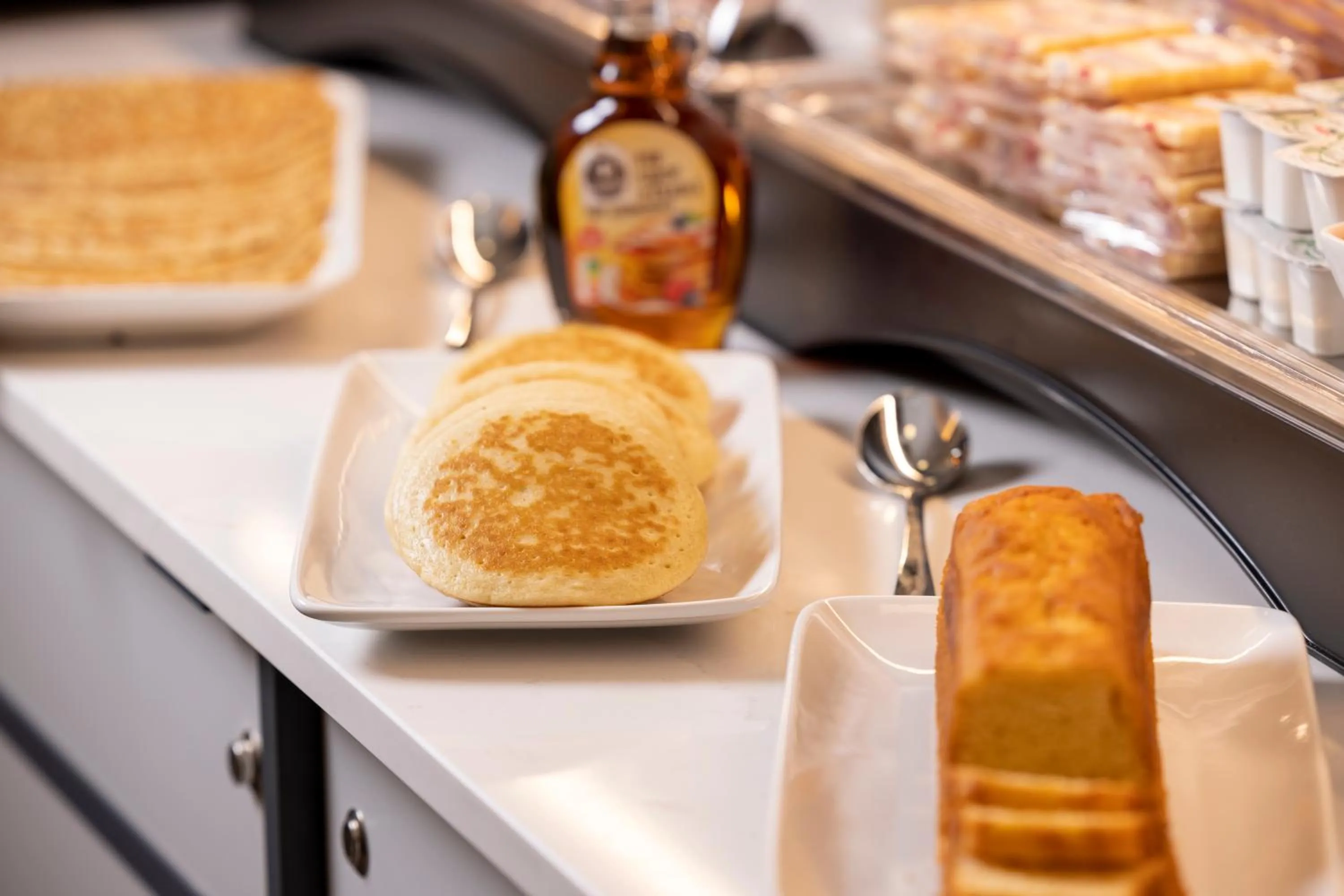 Food and drinks in Hôtel de France Gare de Lyon Bastille