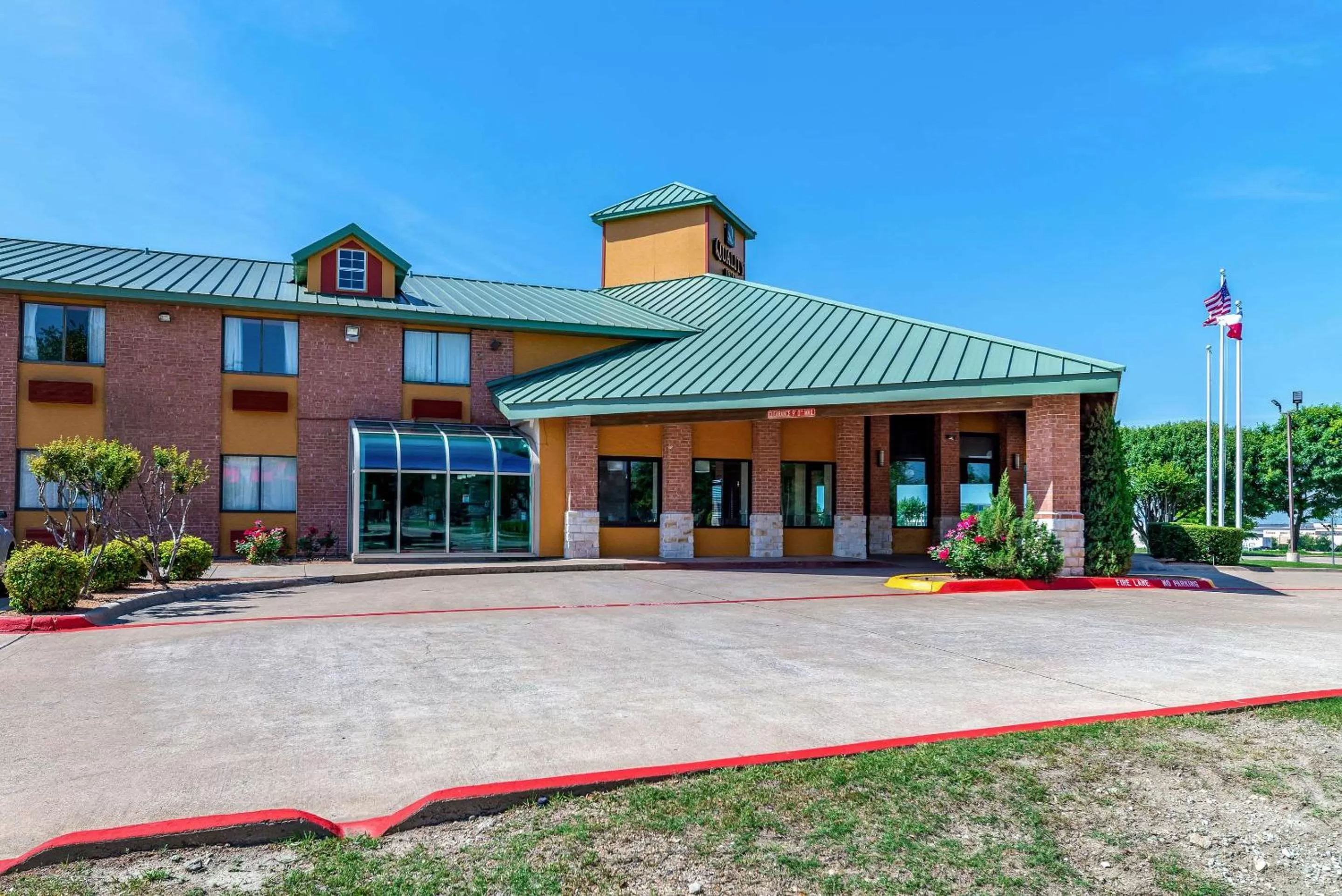 Property building in Quality Inn Allen - Plano East