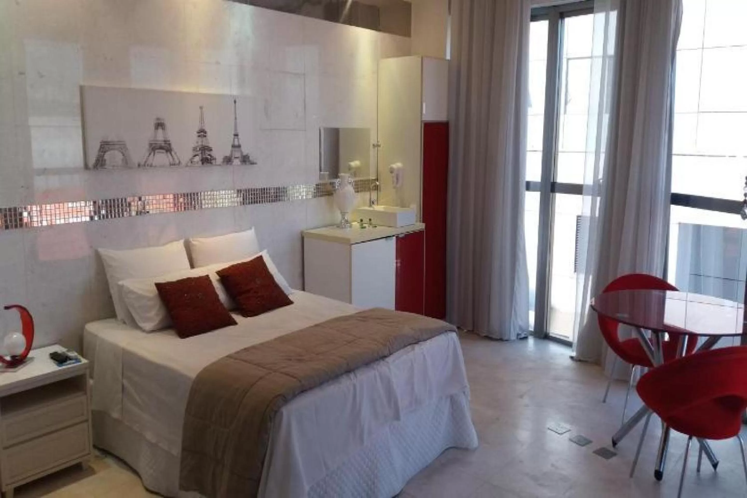 Photo of the whole room, Bed in Compacto Hotel