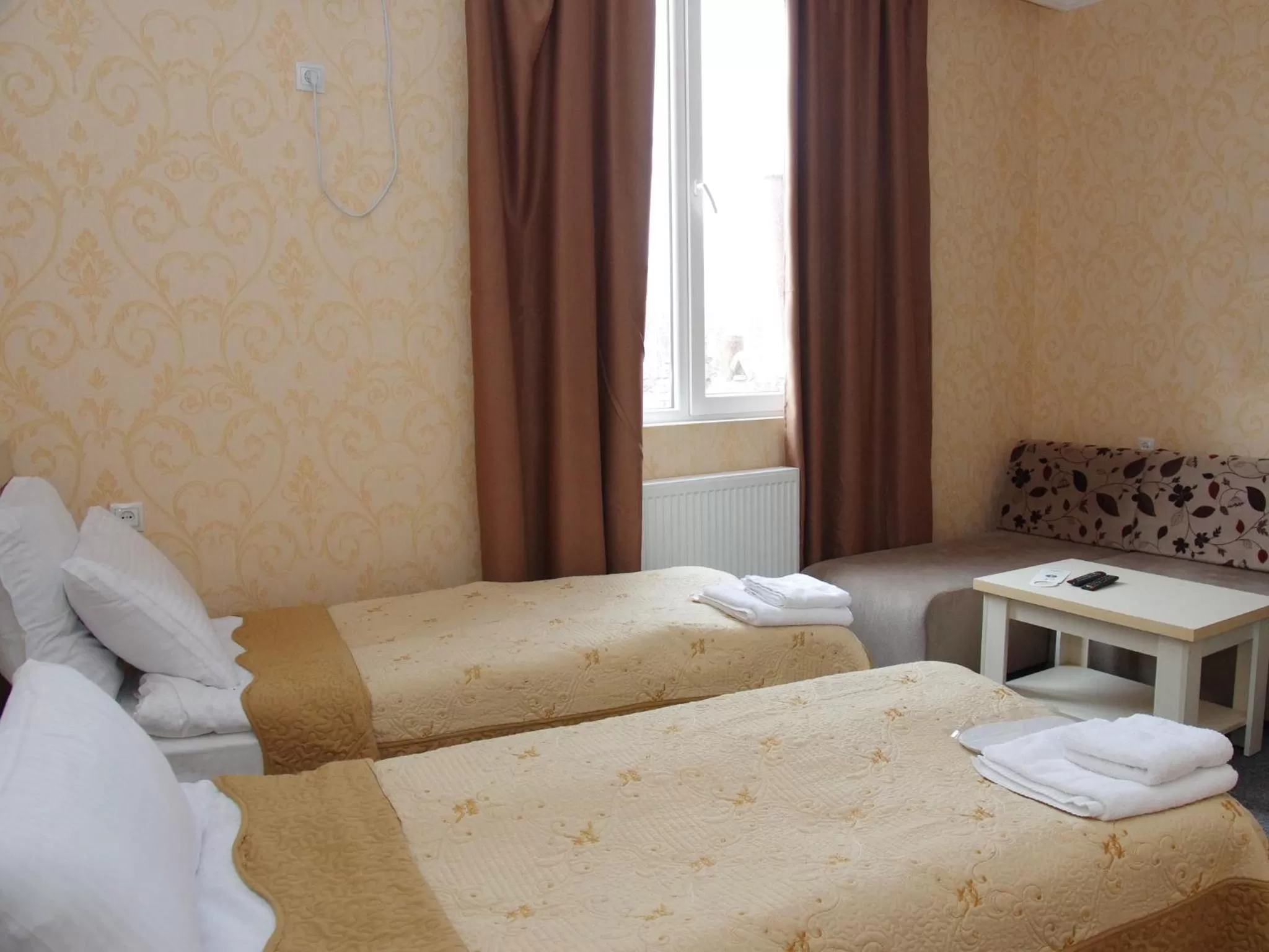 Bed in Hotel Shalimar