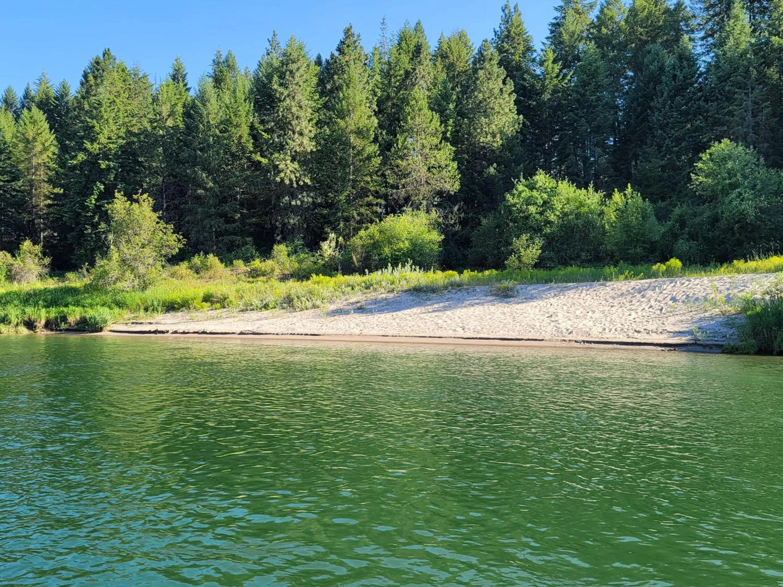 Natural landscape in Riverfront Motel & Cabins