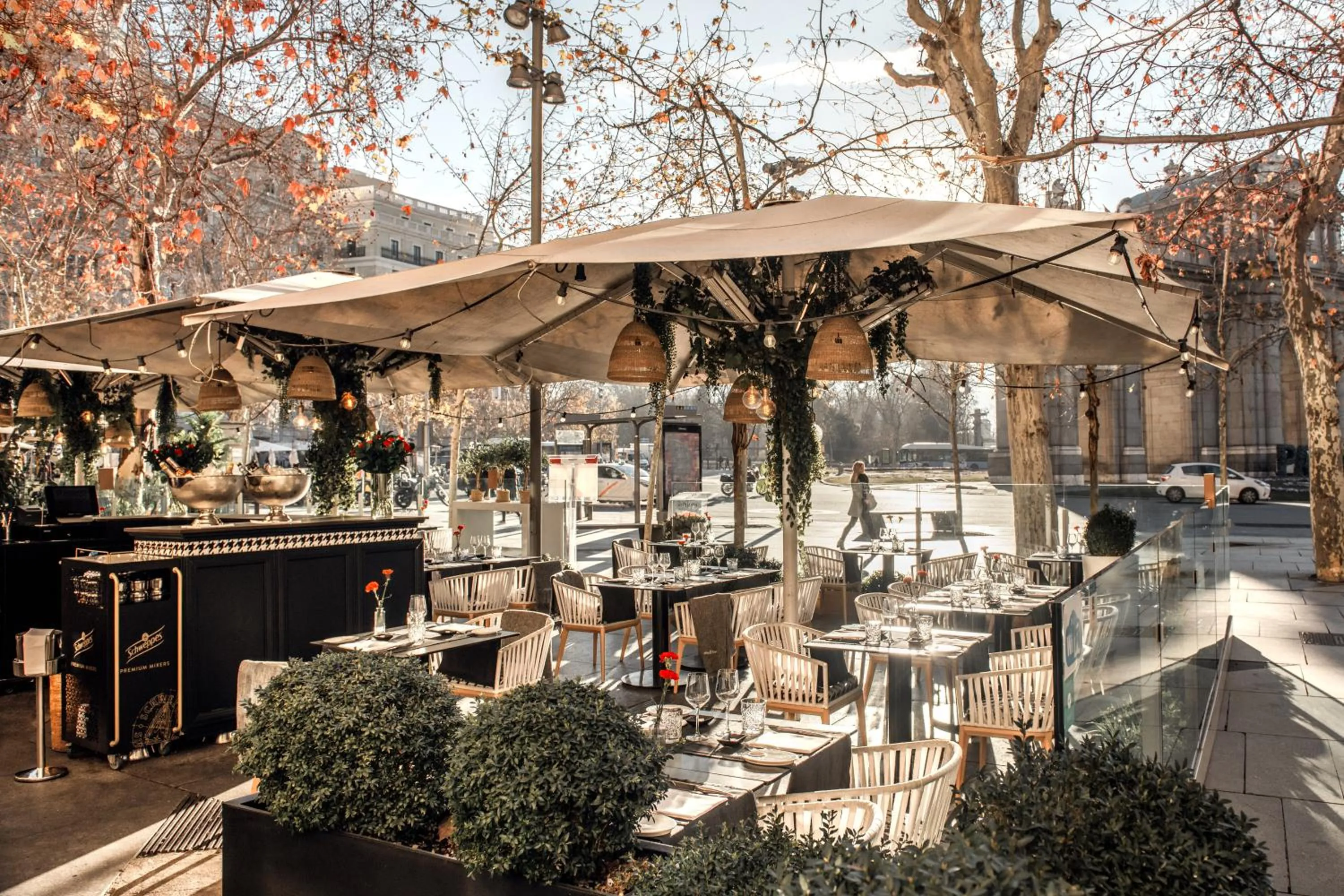 Restaurant/places to eat in Hospes Puerta de Alcalá, a Member of Design Hotels