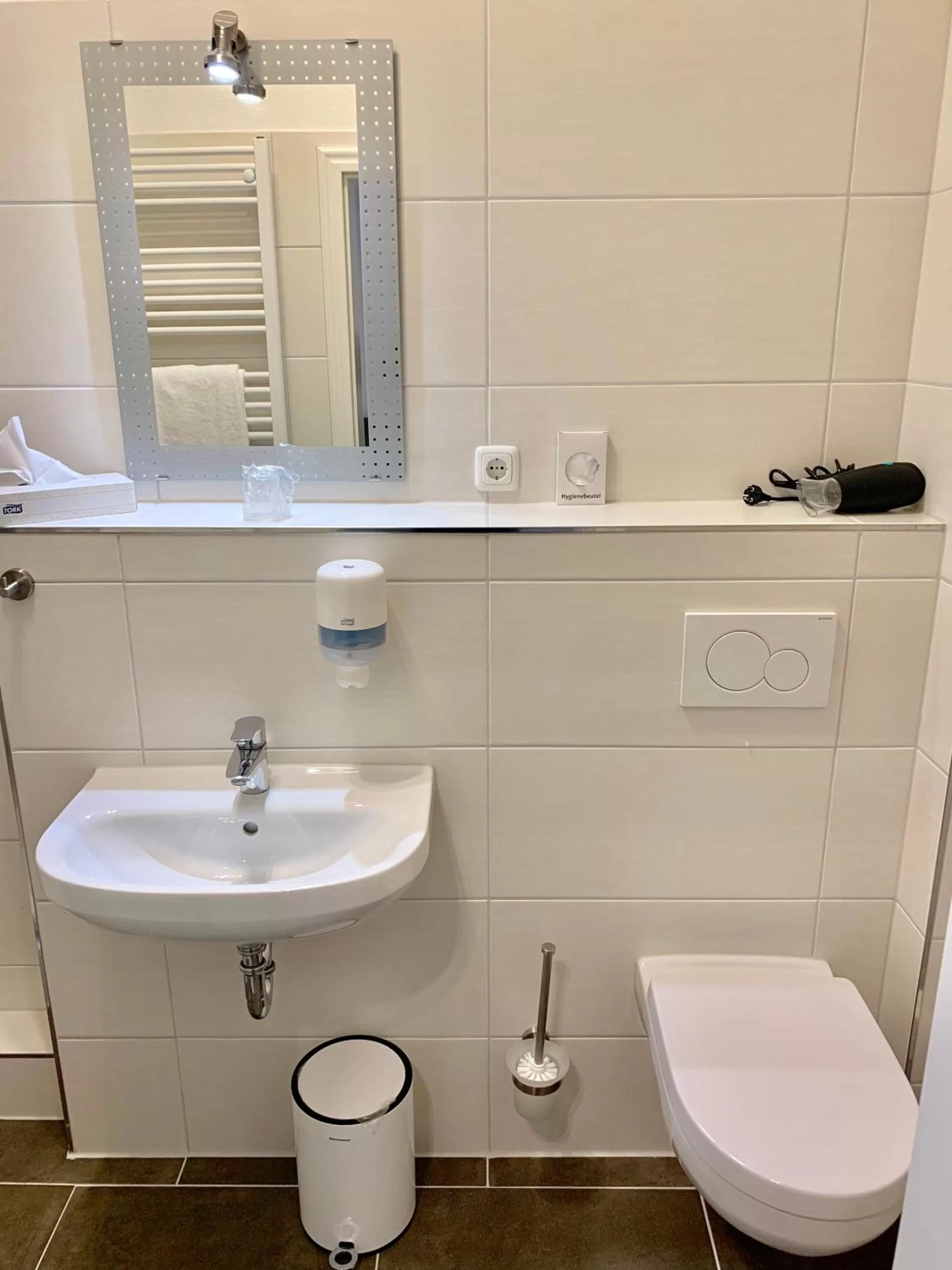 Shower in Hotel Waldhalle