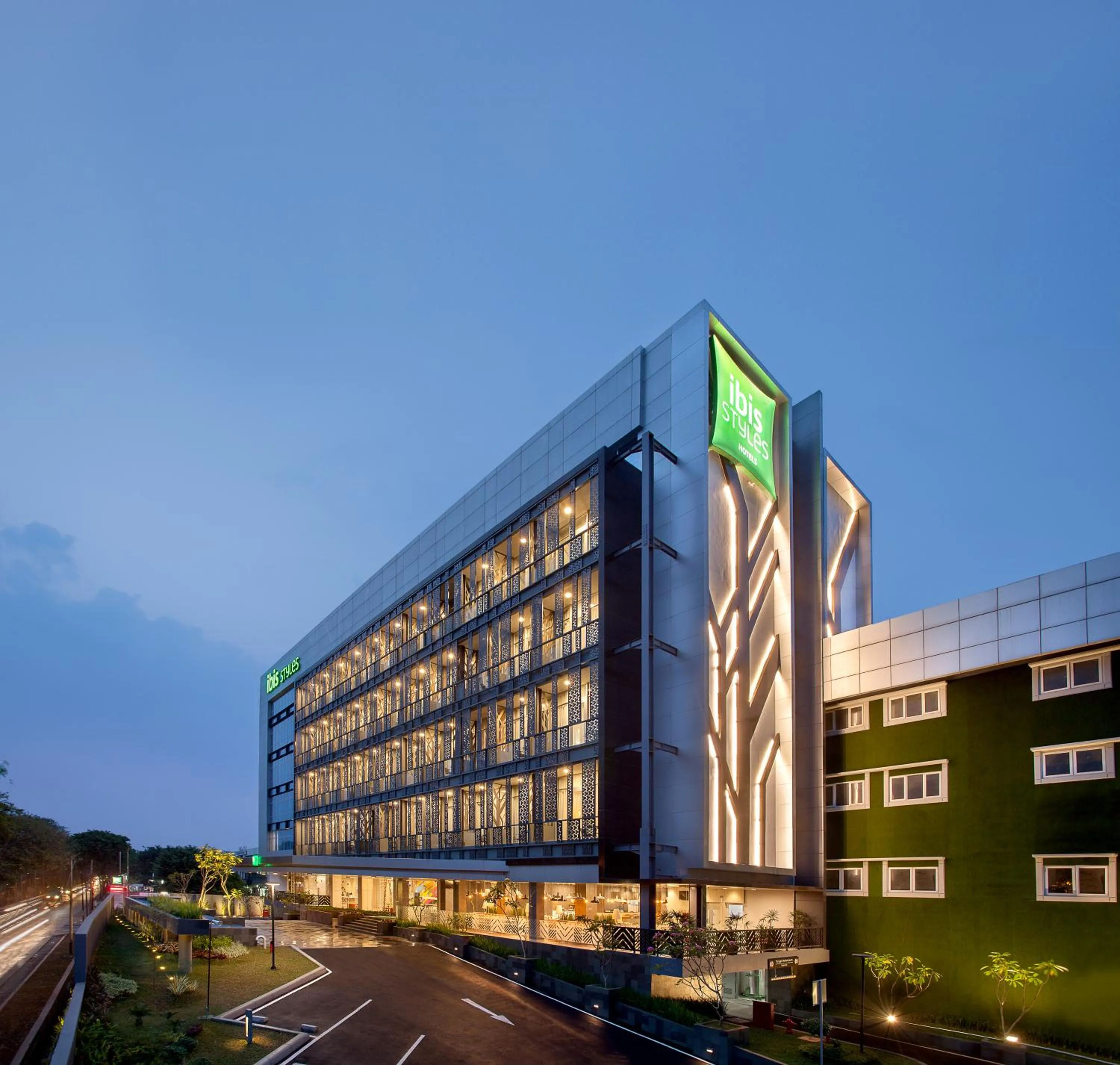 Facade/entrance in Ibis Styles Jakarta Sunter