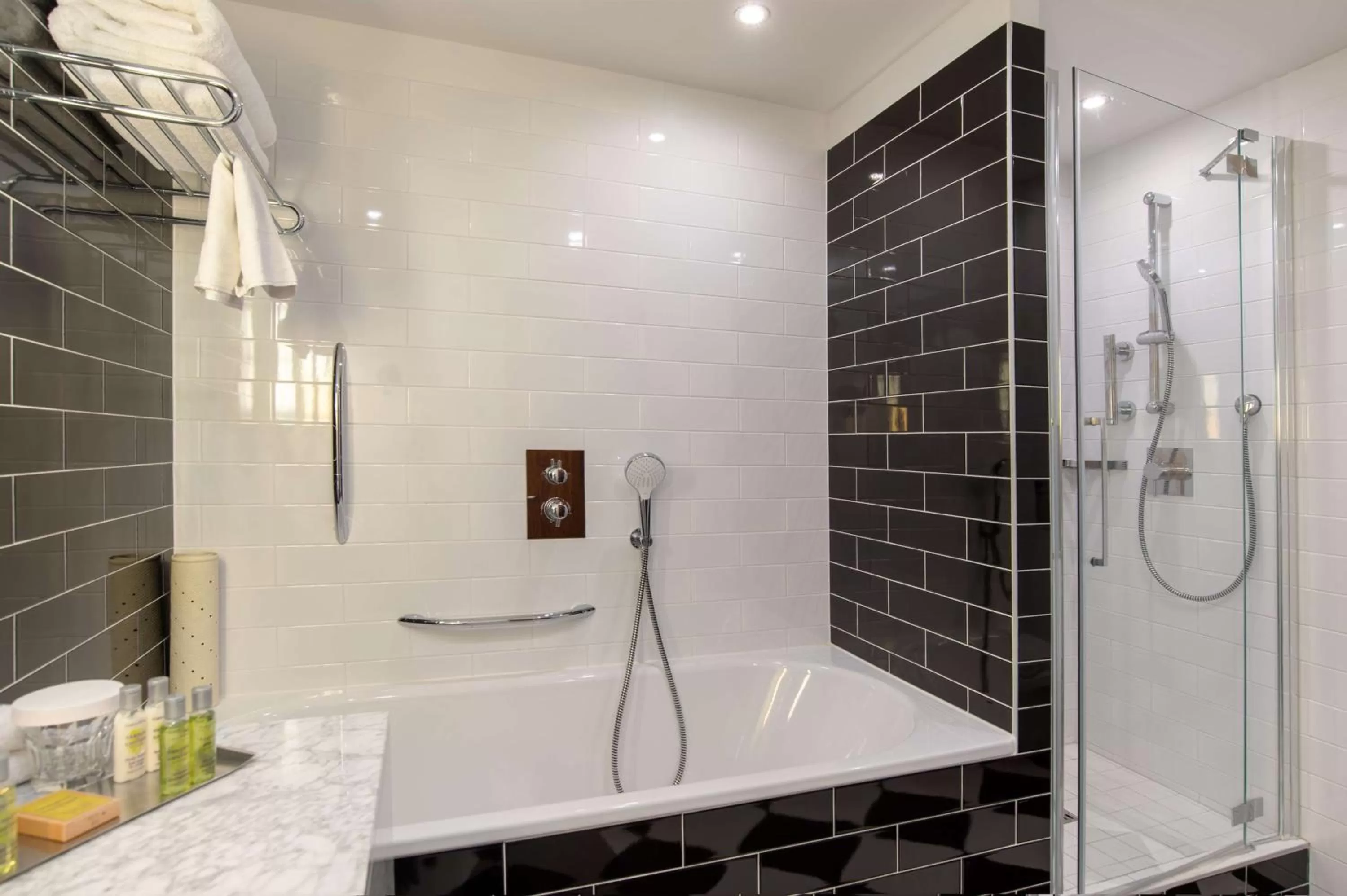 Bathroom in Hilton London Wembley