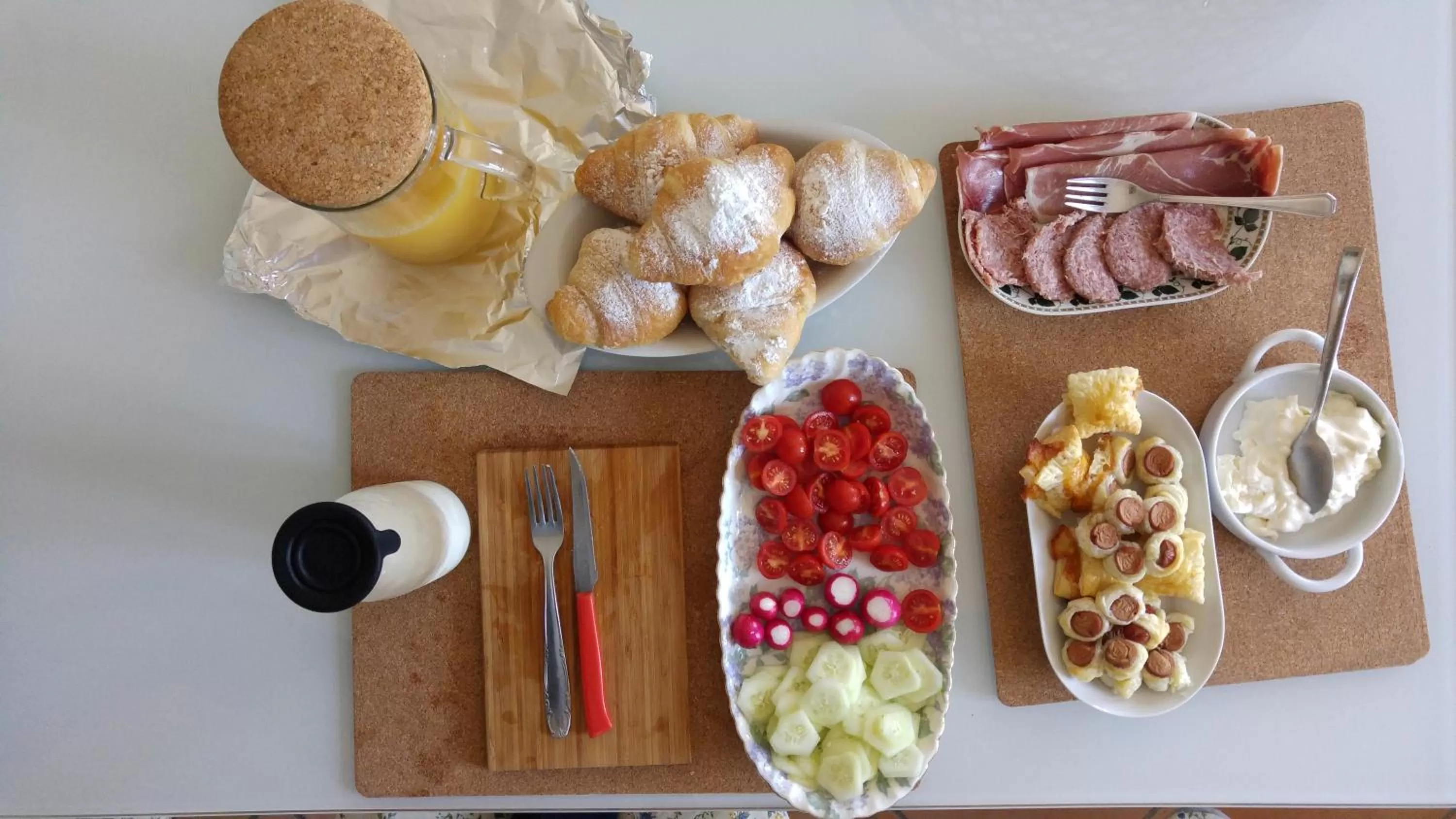 Food and drinks in Vistazzurra B&B