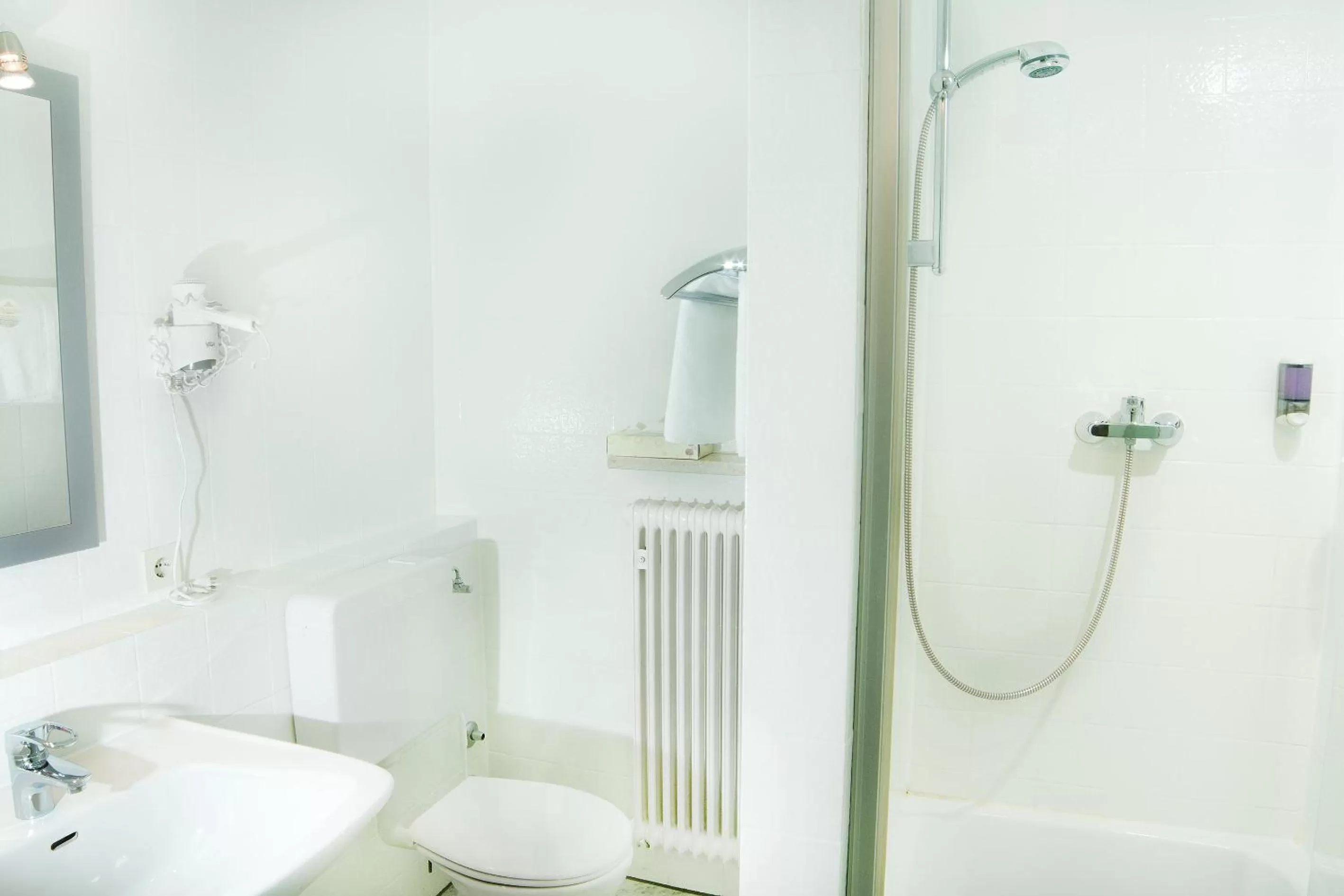 Bathroom in Hotel zum Hirsch