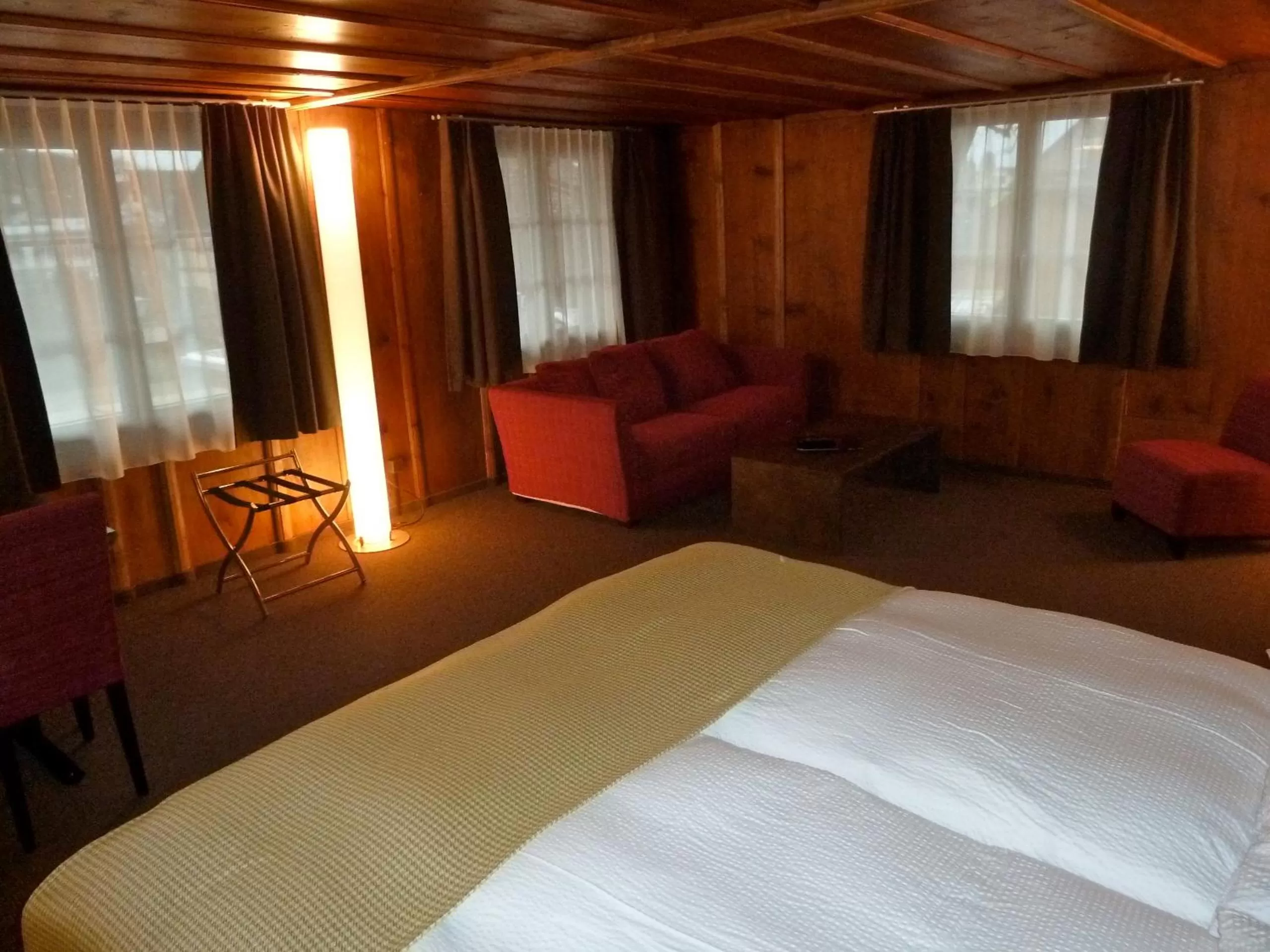 Bed, Seating Area in Gasthaus Sternen