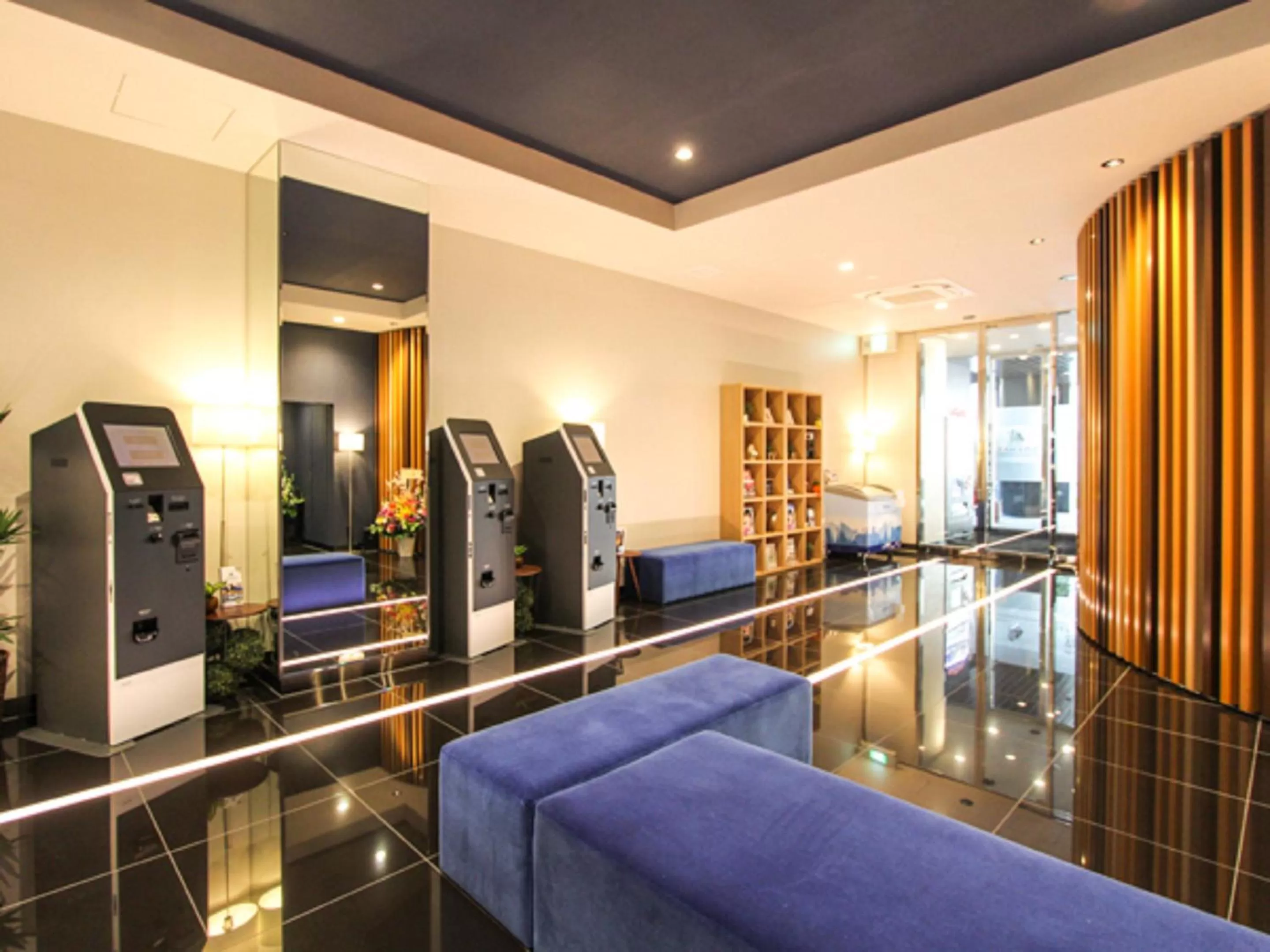 Lobby or reception in HOTEL LiVEMAX Osaka Yodoyabashi