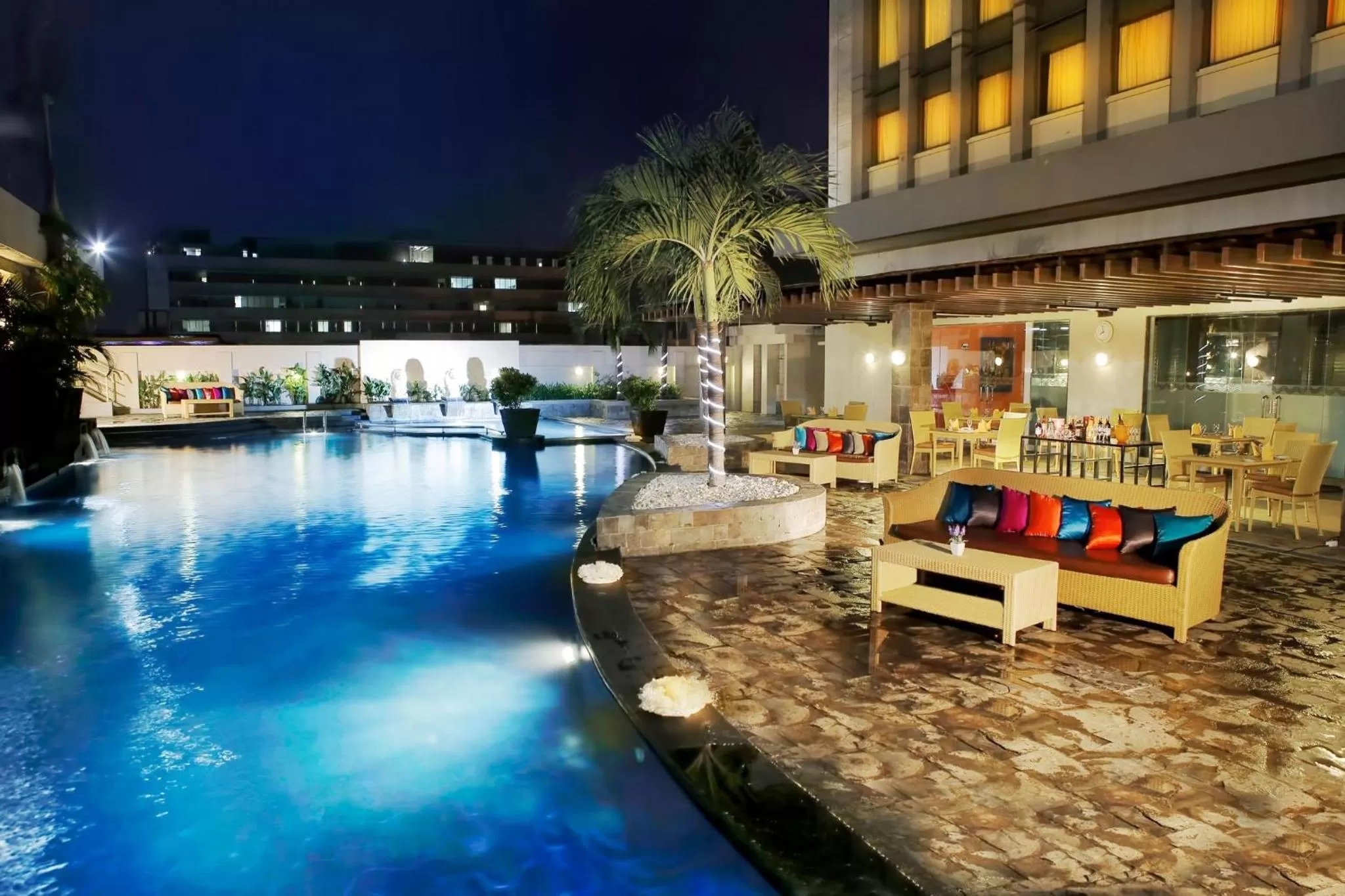 Swimming pool in Aryaduta Palembang