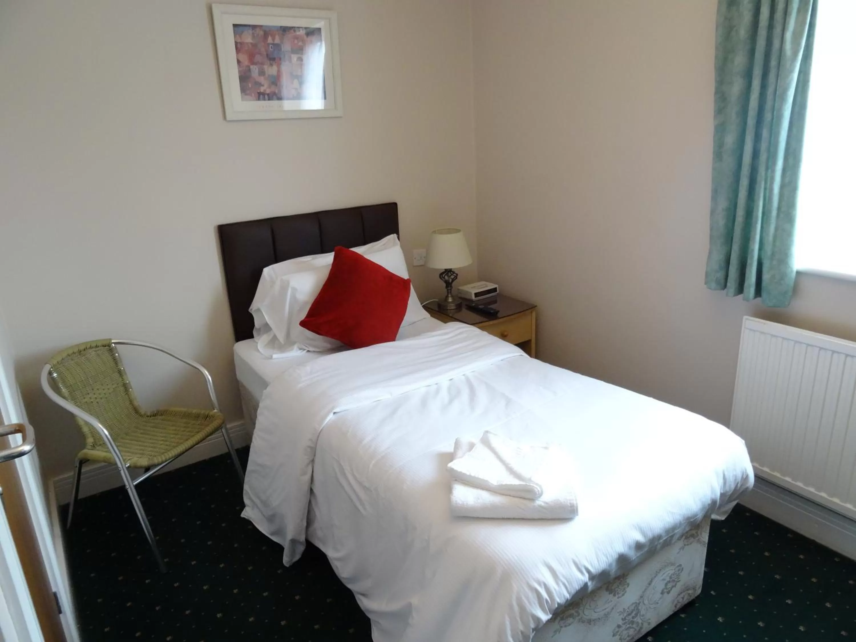 Bedroom, Bed in AJ Lodge