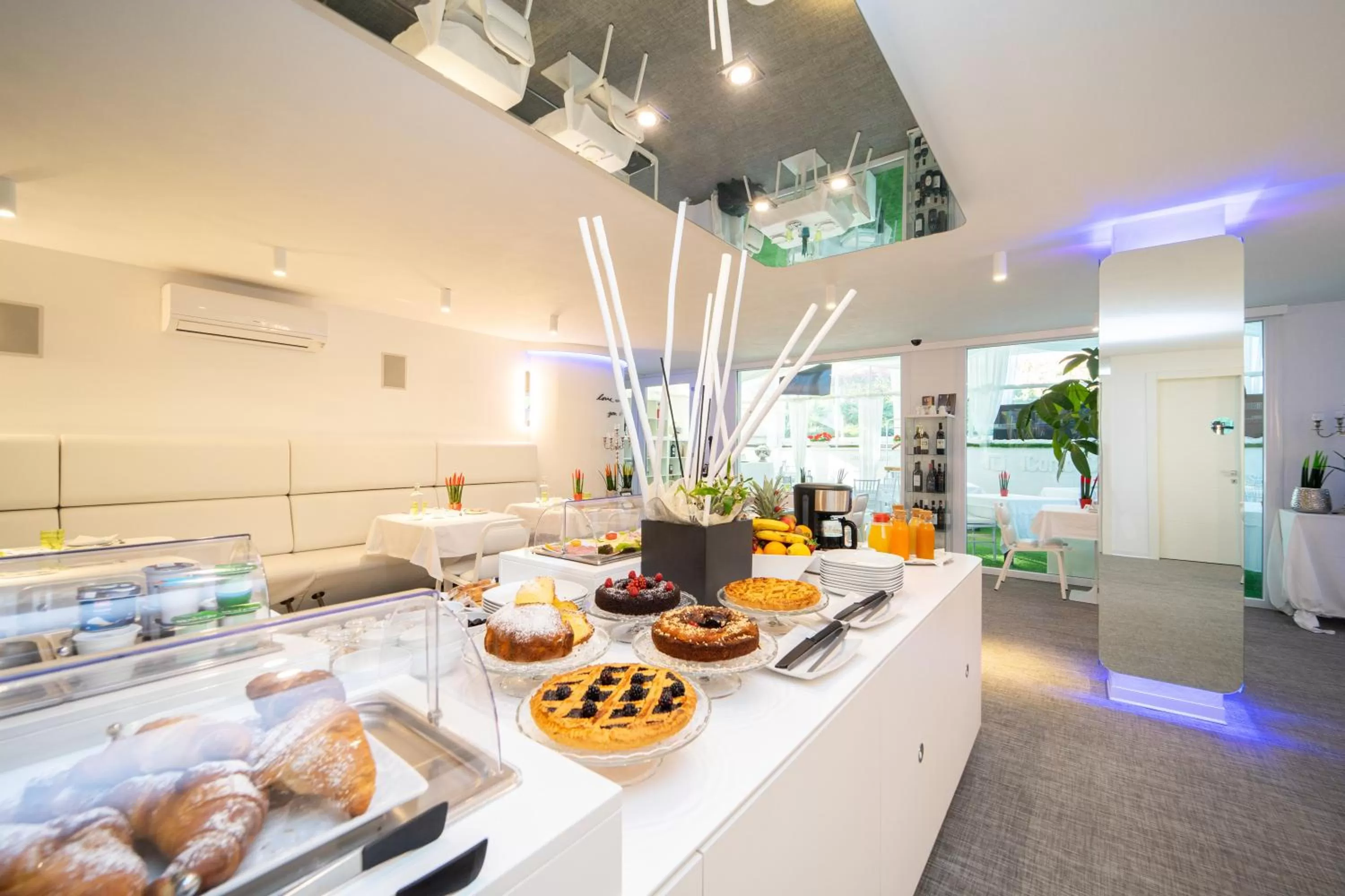 Buffet breakfast in iConic Wellness Resort & Spa