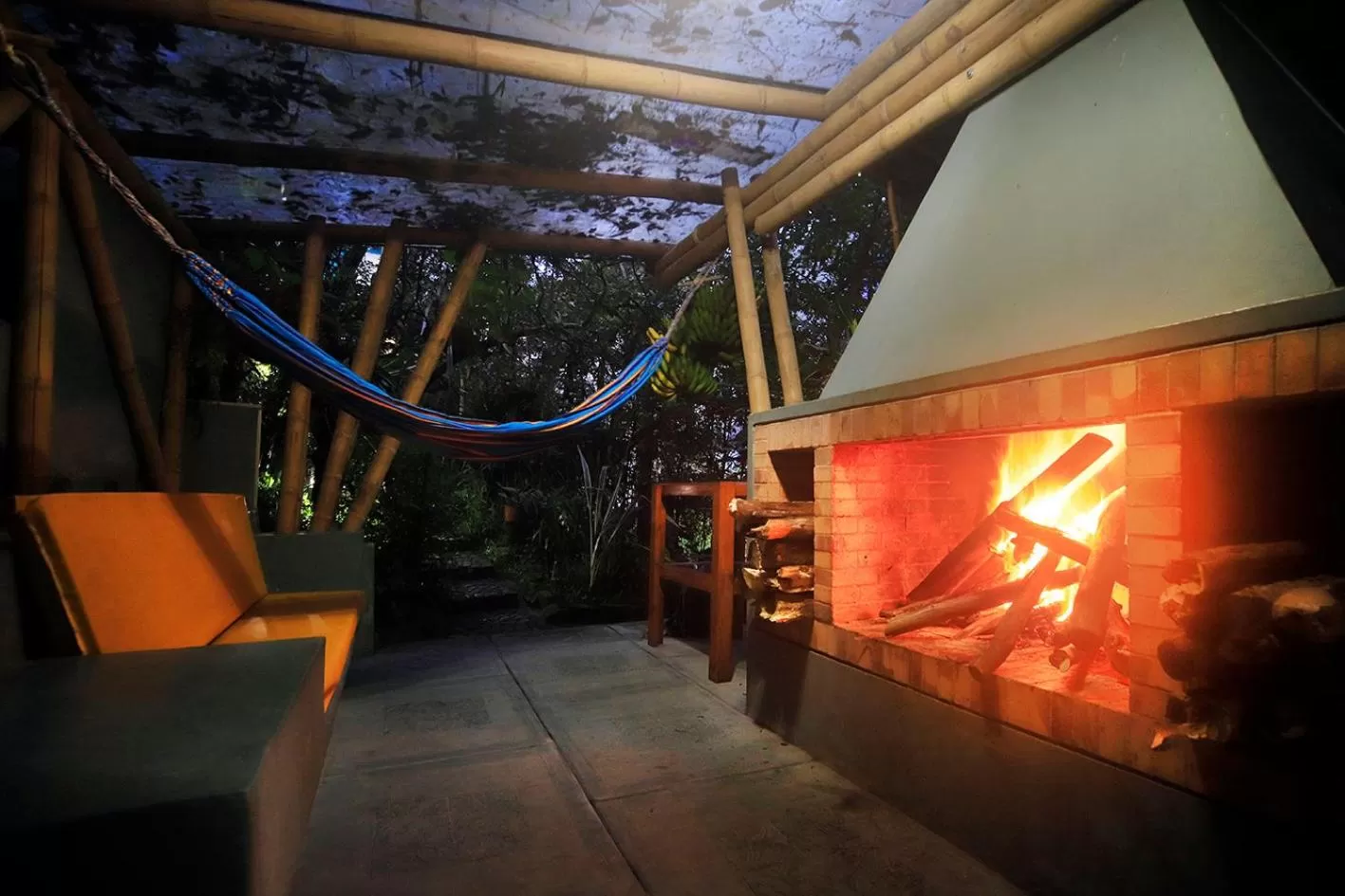 Night in Casa de las Dos Palmas