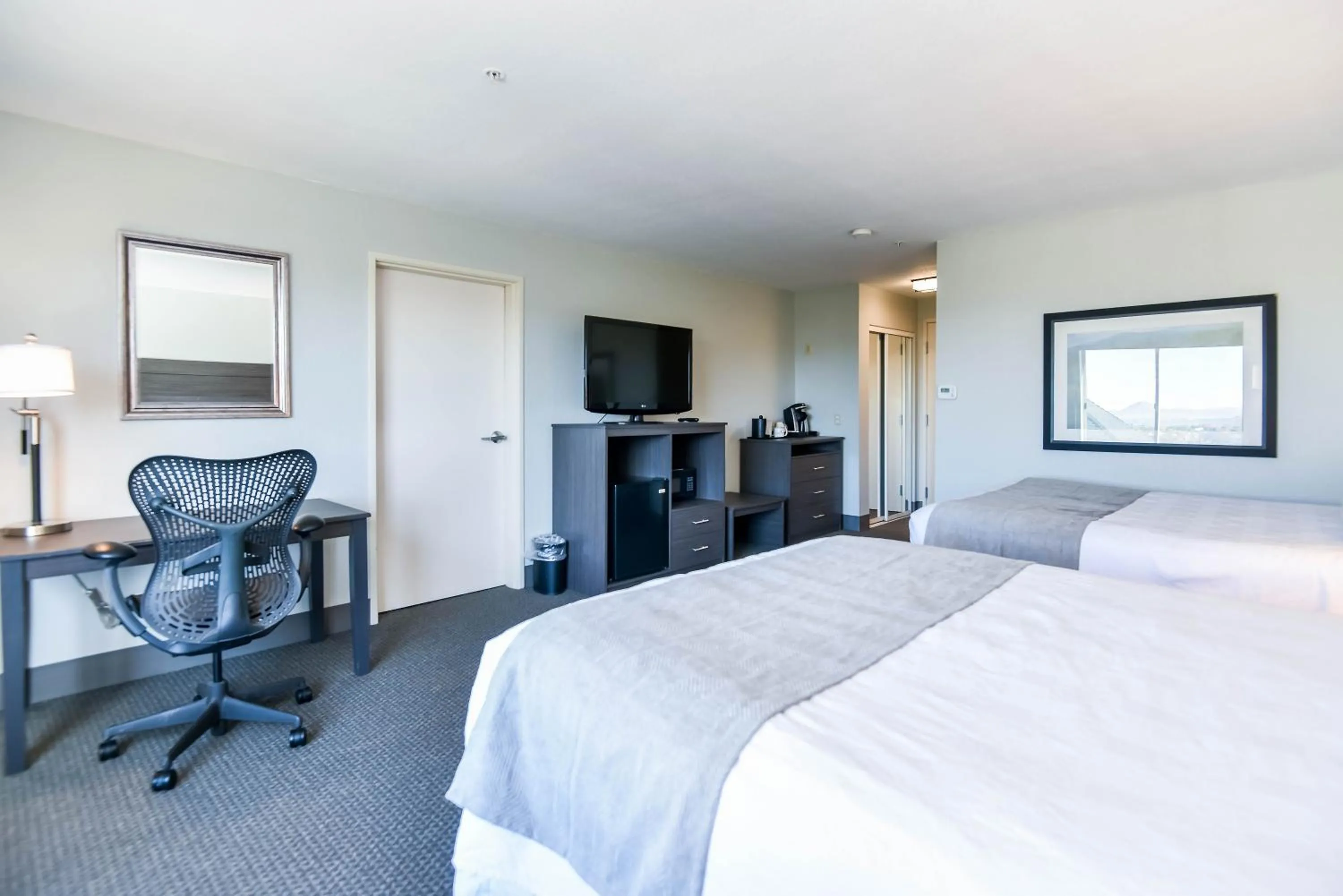 Bed in Shutters Hotel