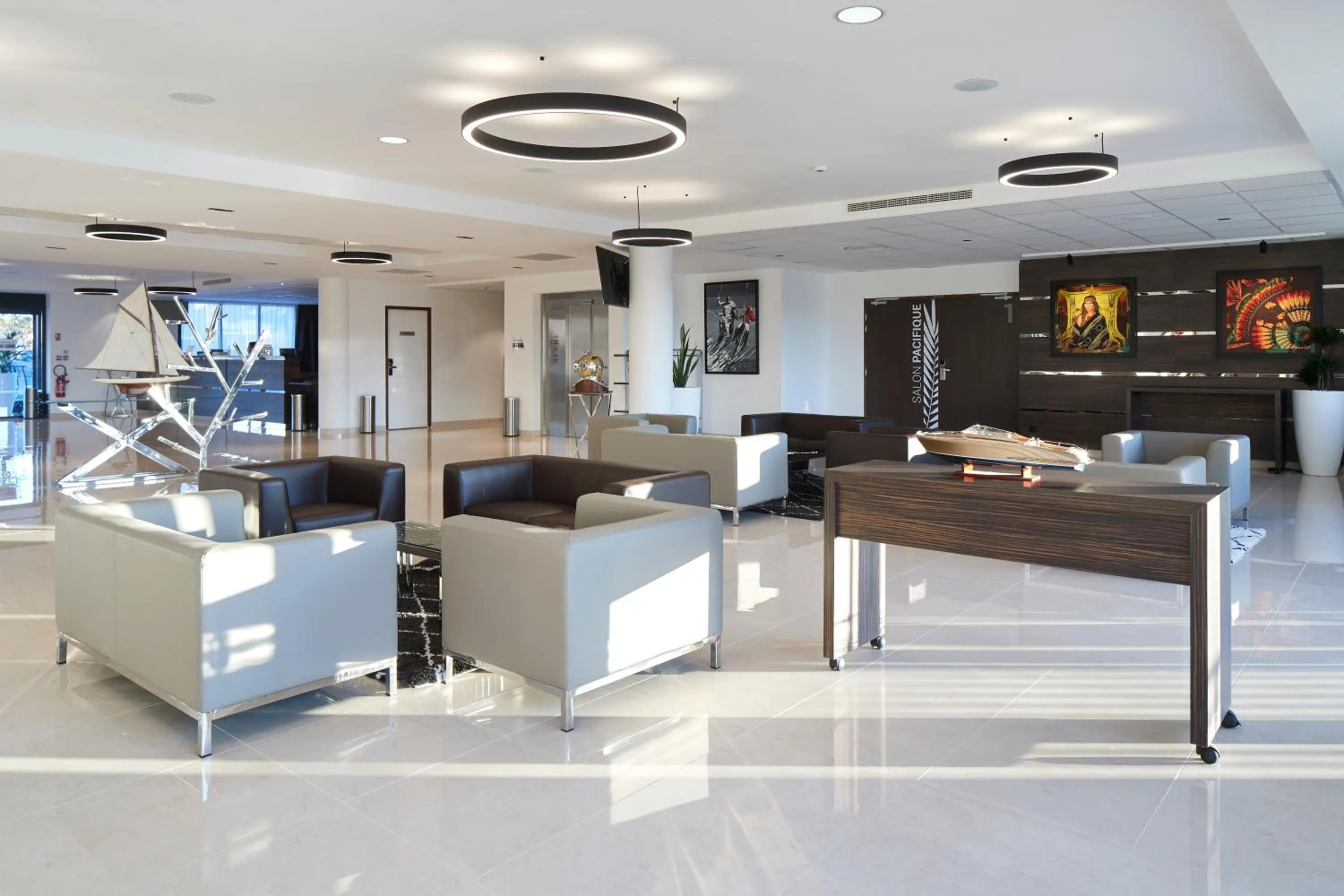 Lobby or reception in Westotel Pornic Côte de Jade