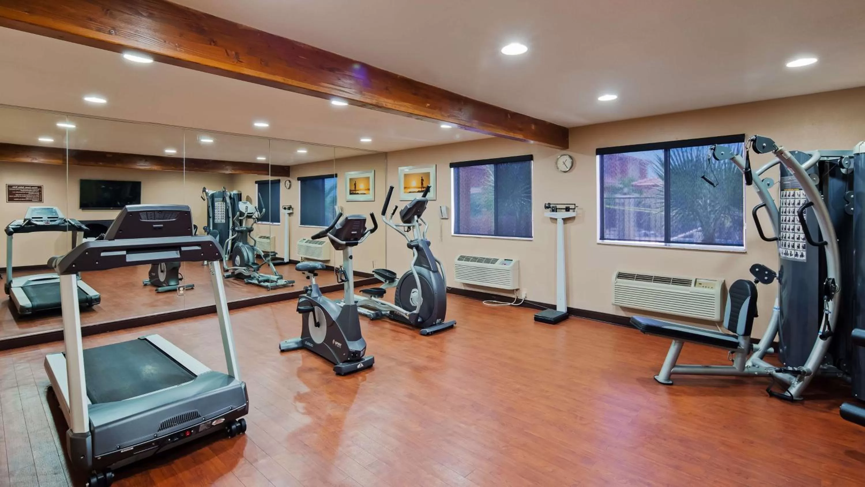 Fitness centre/facilities in Best Western Desert Oasis
