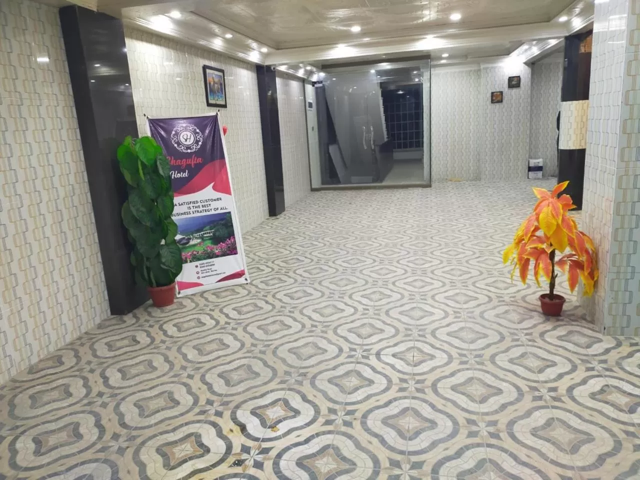 Parking in Shagufta Royal Hotel Murree