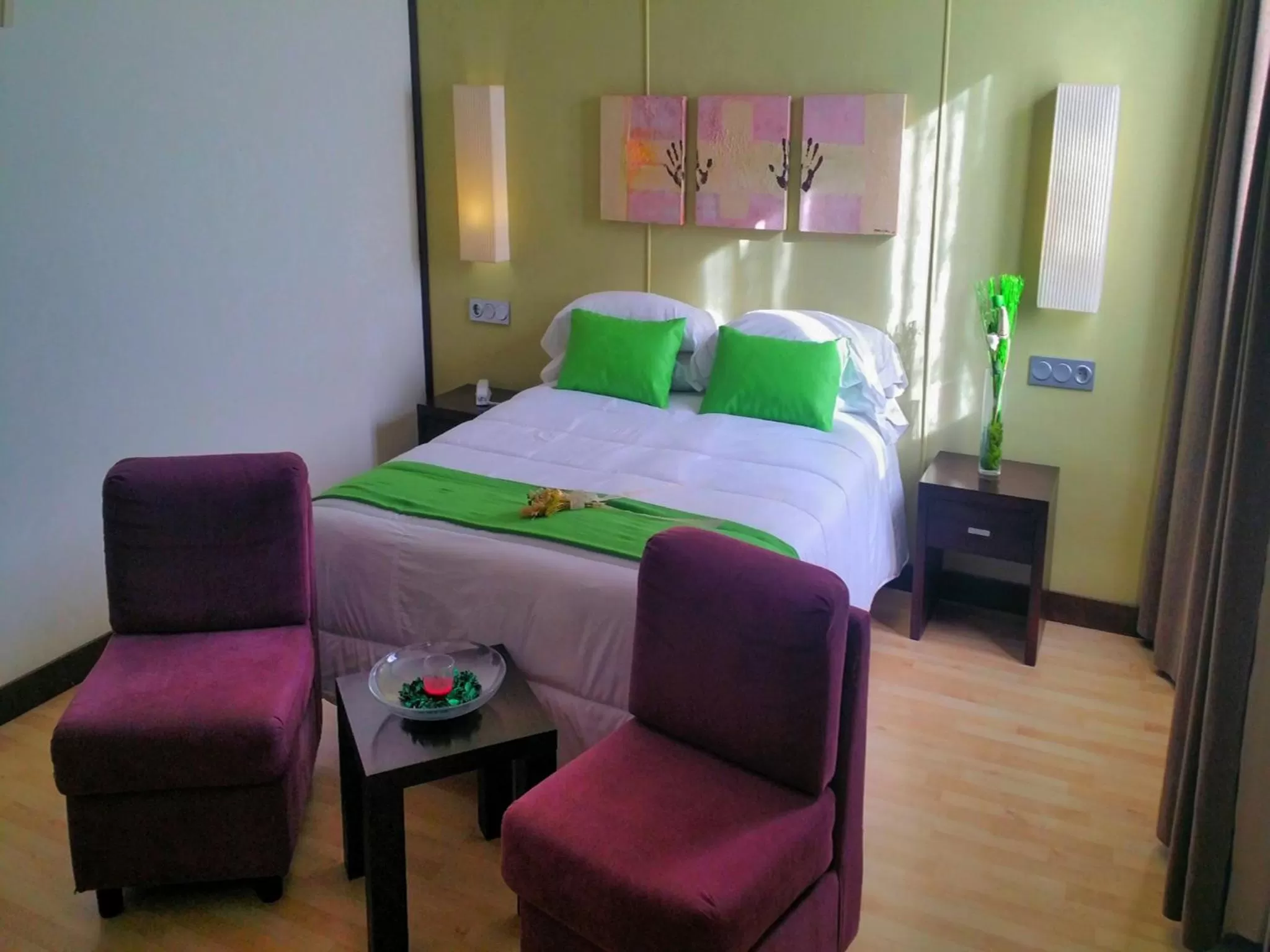 Decorative detail, Bed in Hotel Puerta de Ocaña