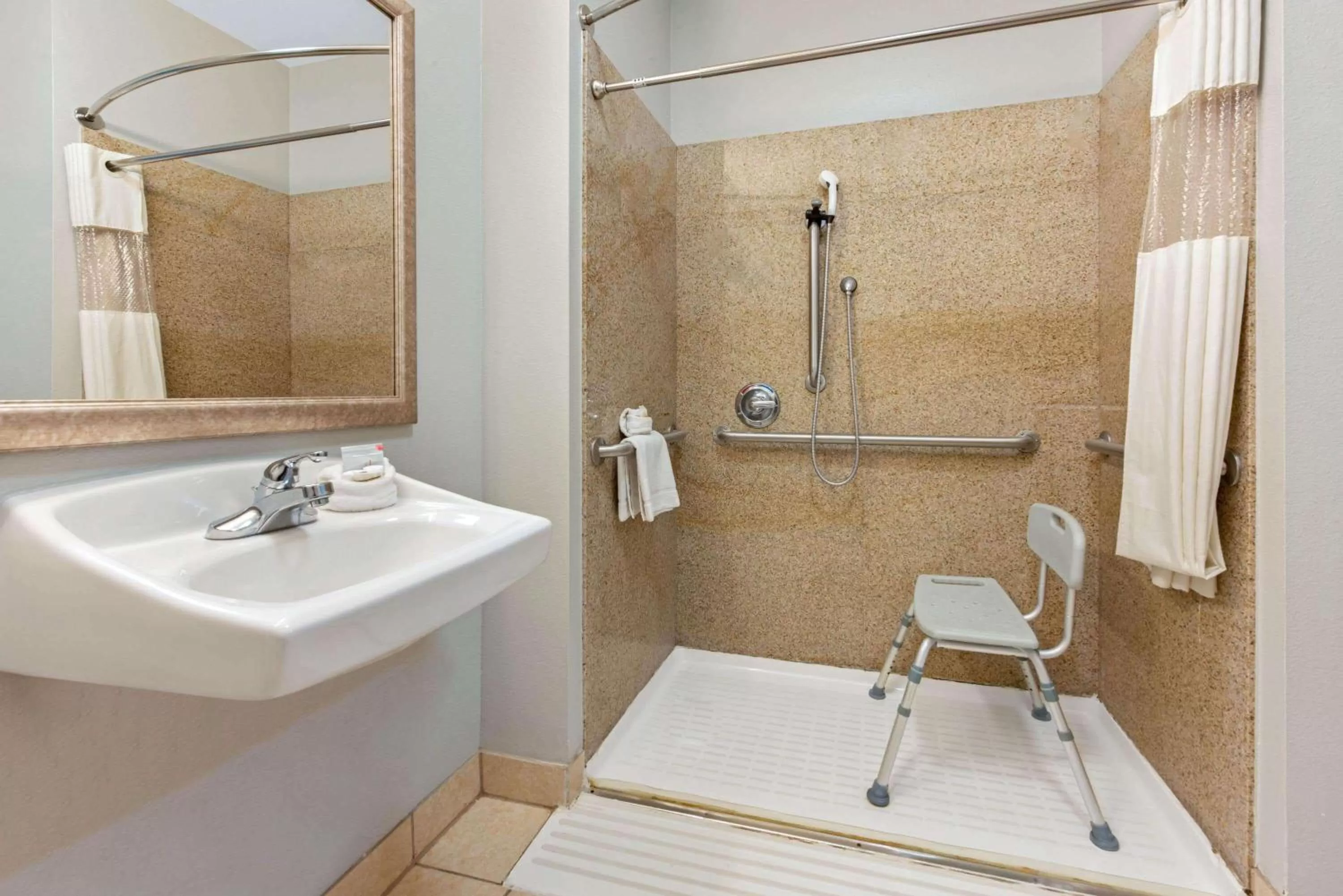 Shower in La Quinta by Wyndham Bridge City-Orange