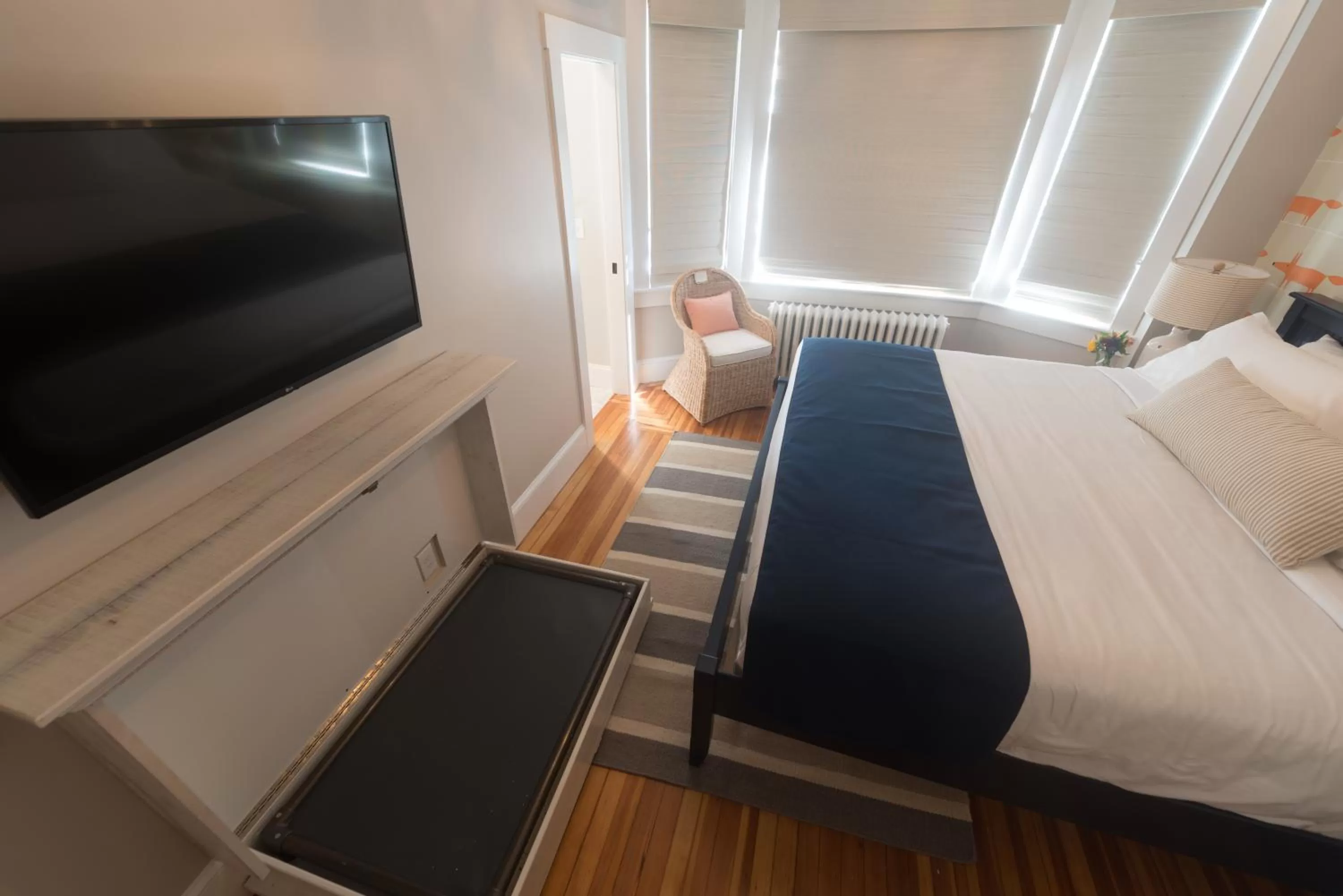 Bed in Paws on Pelham