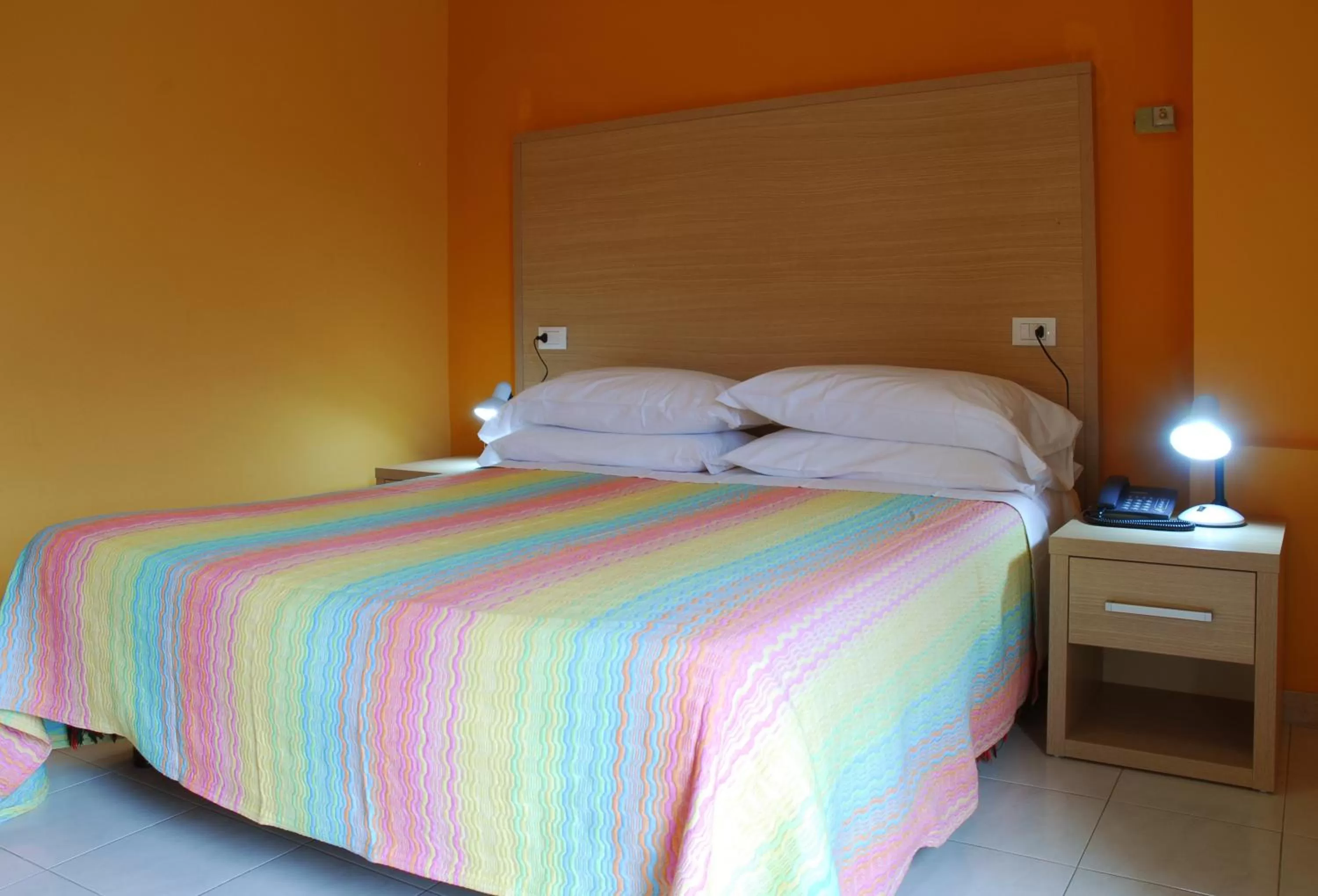 Bed in Hotel Michelangelo