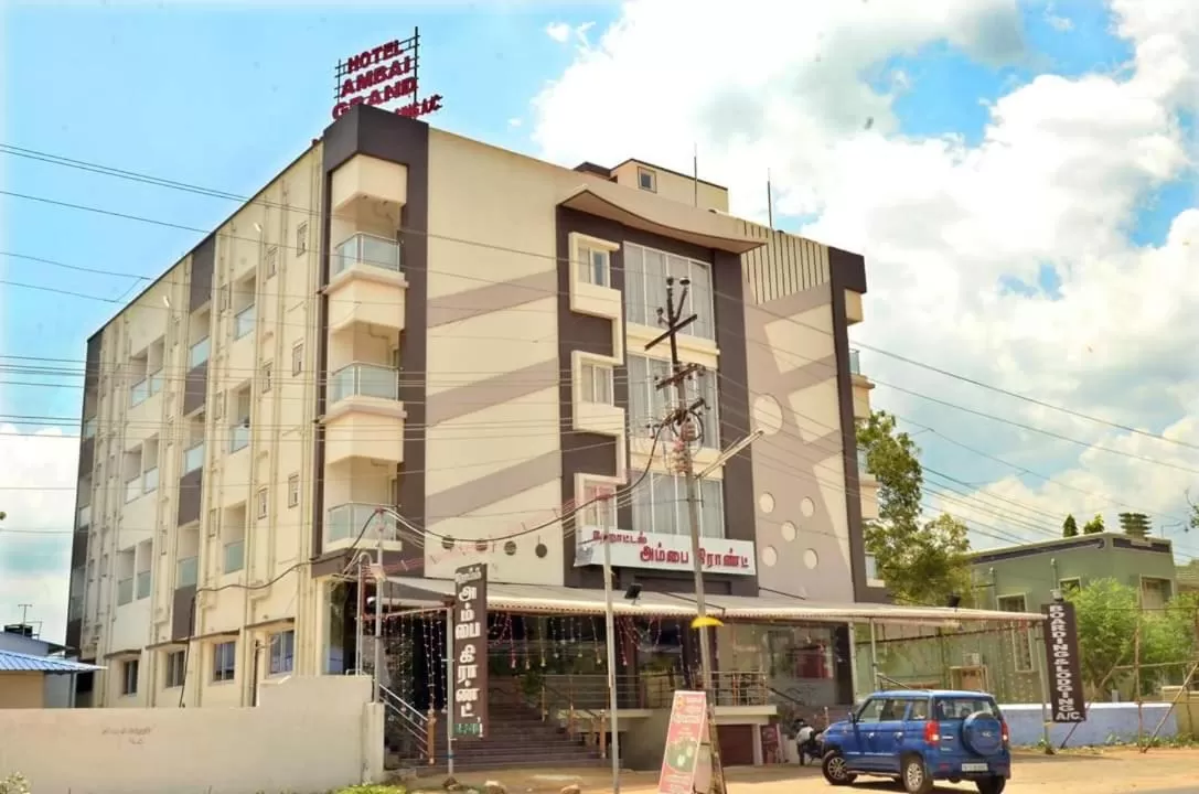 Property building in Hotel Ambai Grand