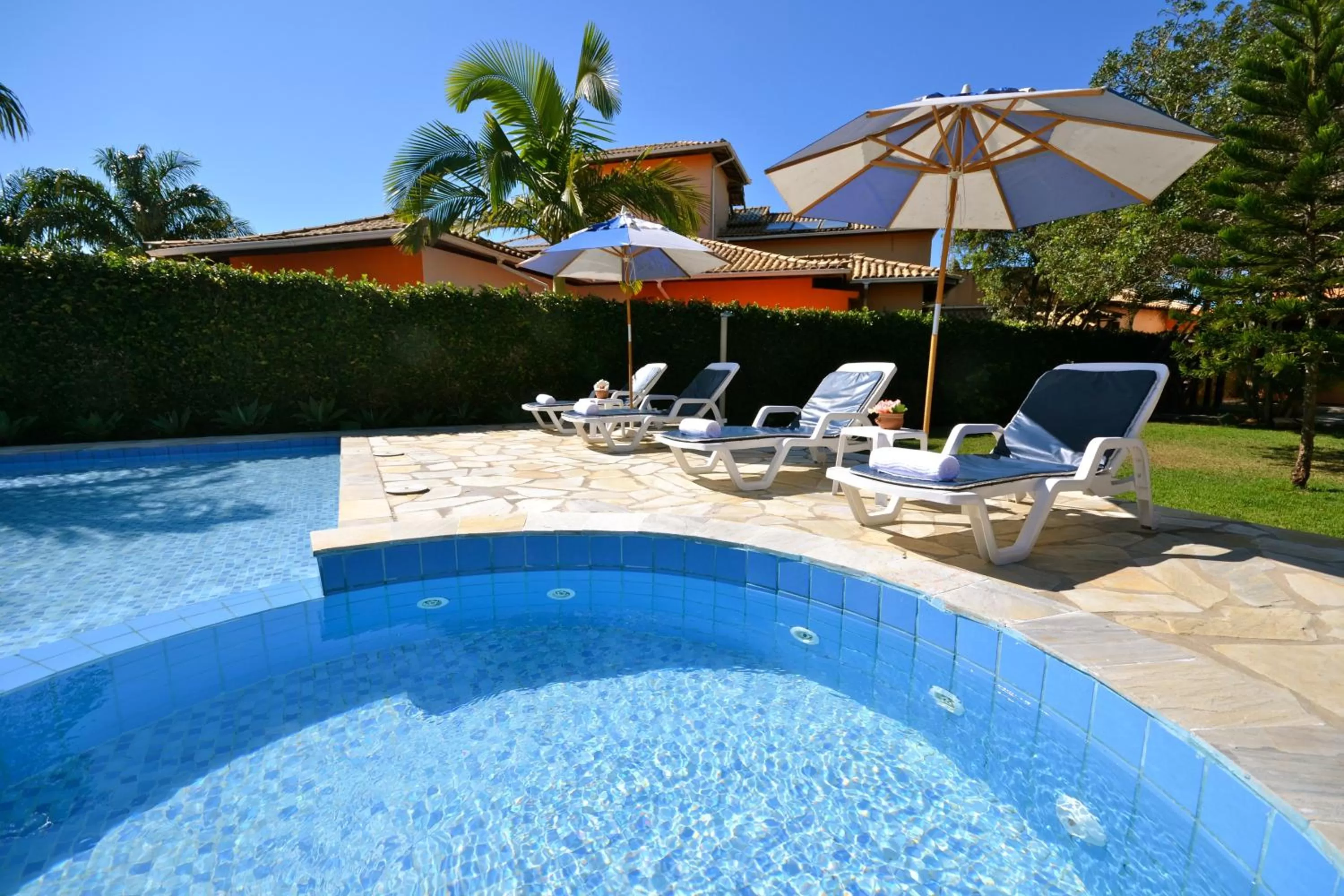 Day in Pousada Da Ferradura