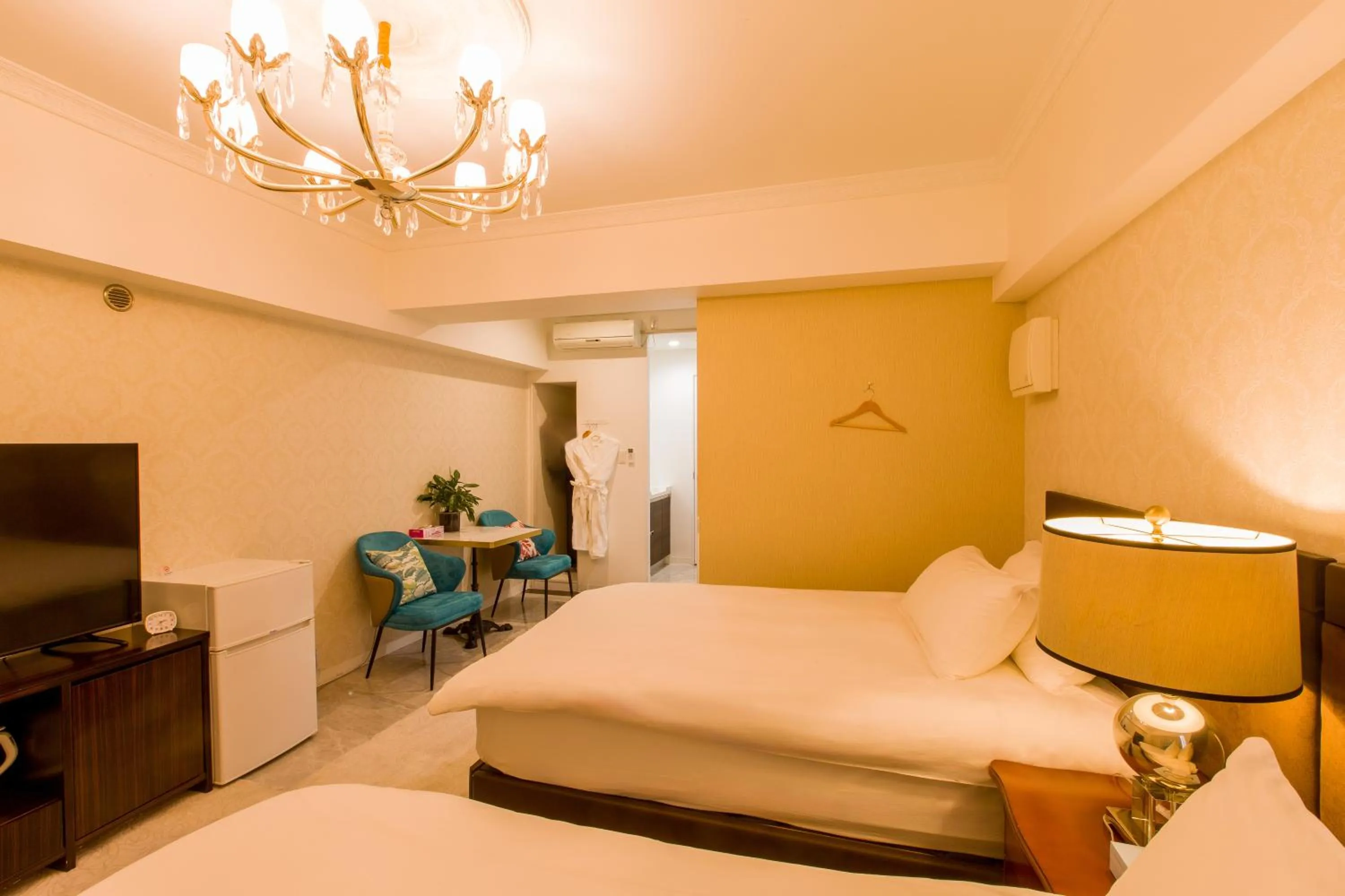 Bed in Himalaya Cloud Hotel