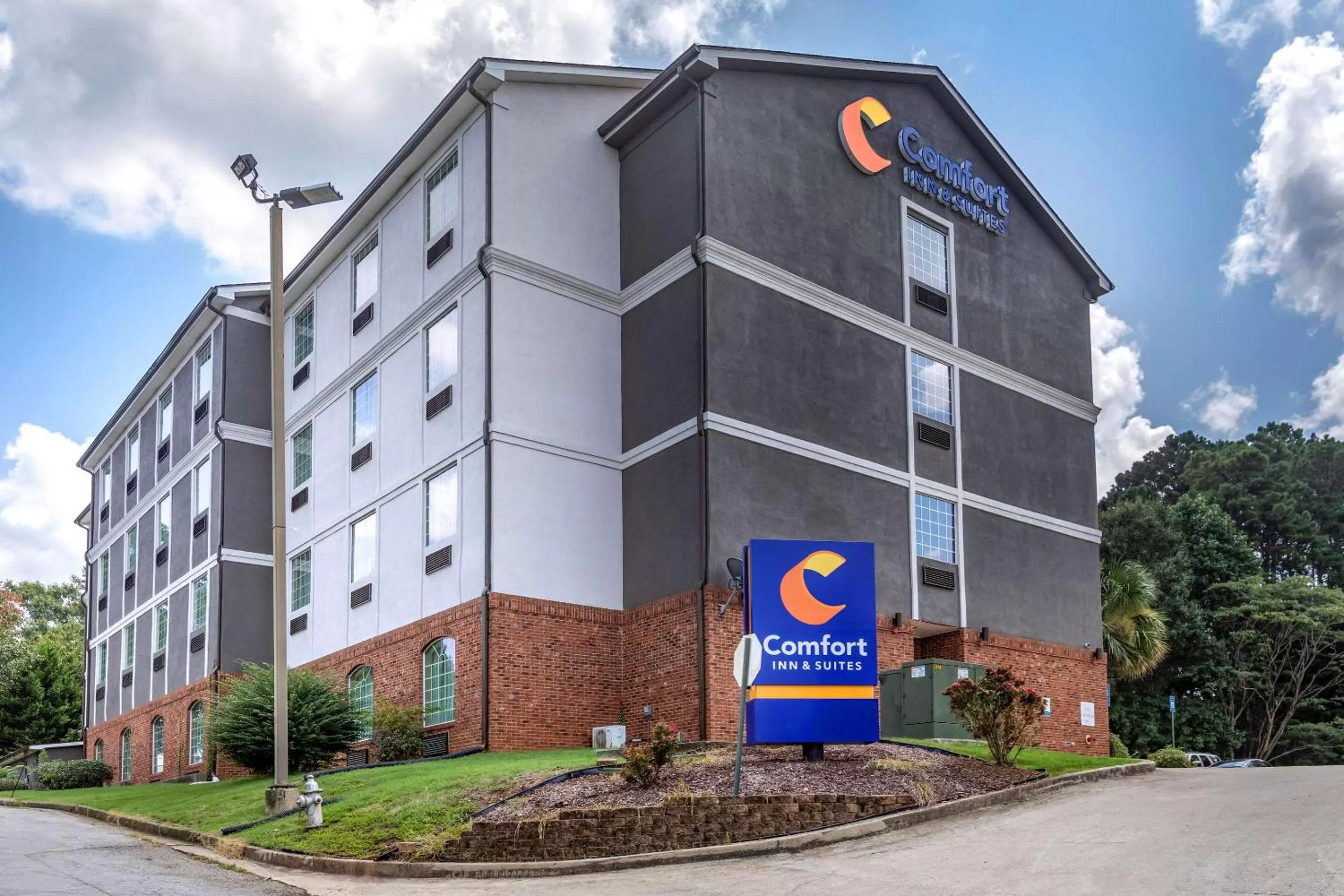 Property building in Comfort Inn & Suites Villa Rica