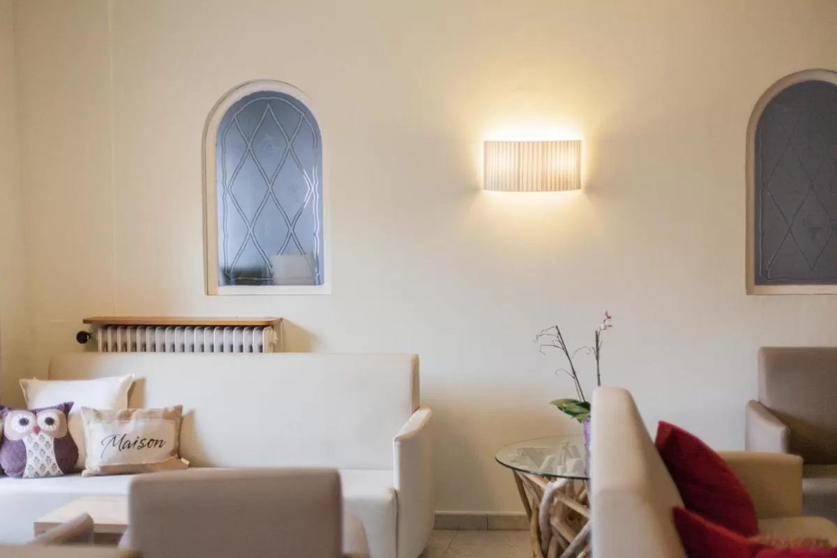 Lounge or bar, Seating Area in Hotel Catalunya Ribes de Freser