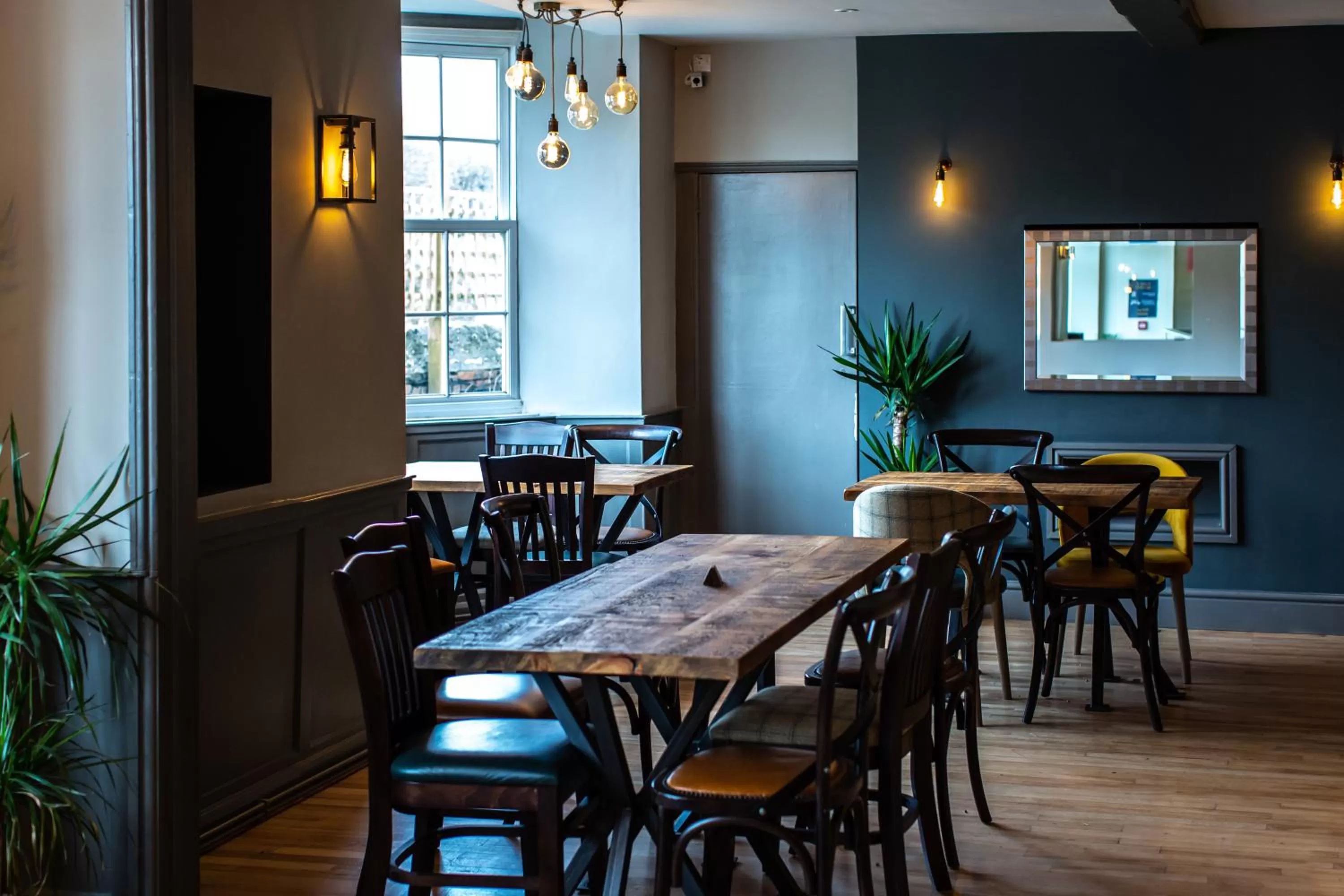 Dining area in Coach House Inn