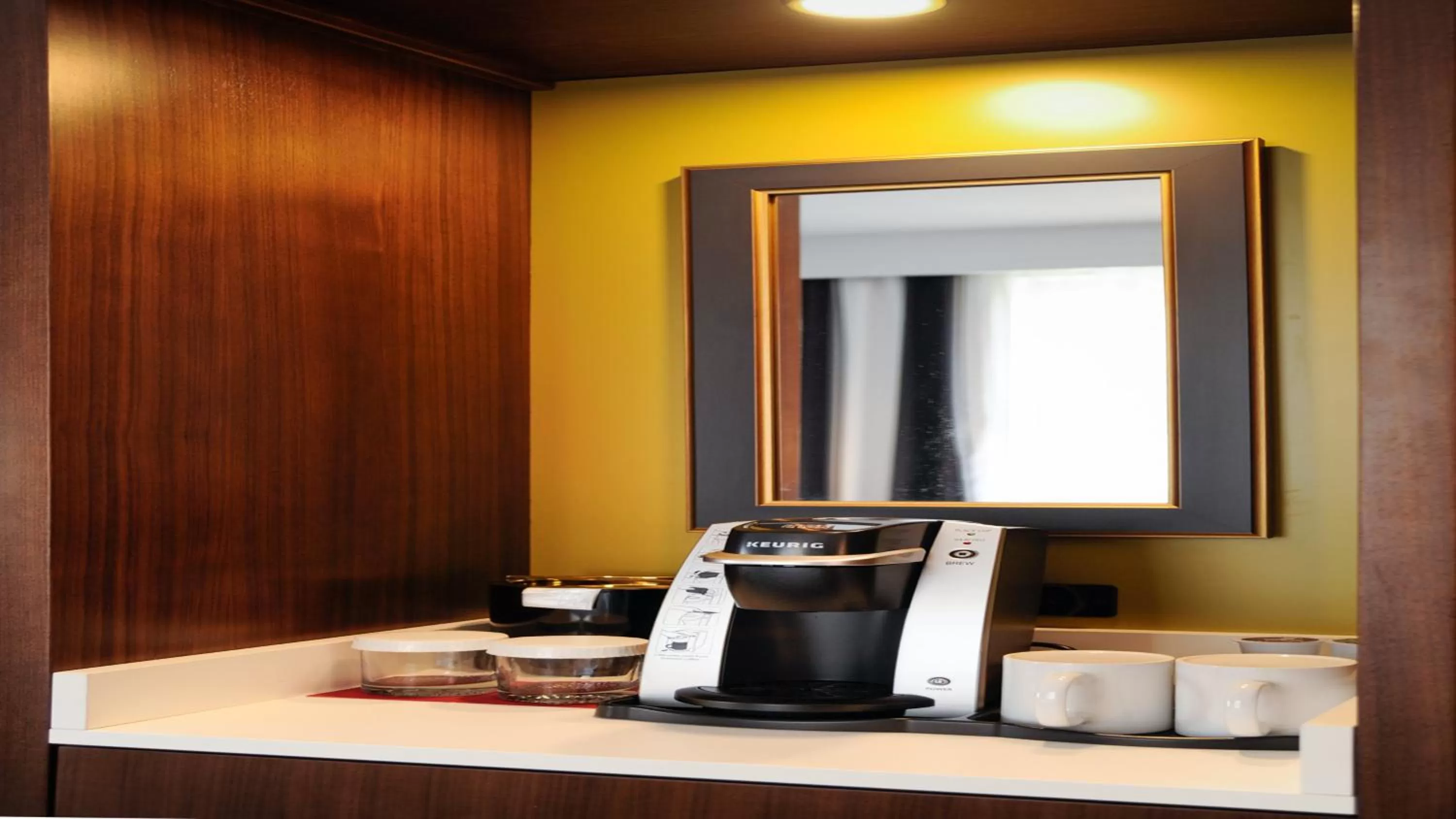 King Room - Hearing Accessible - Non-Smoking in Hotel Indigo - Kansas City Downtown, an IHG Hotel