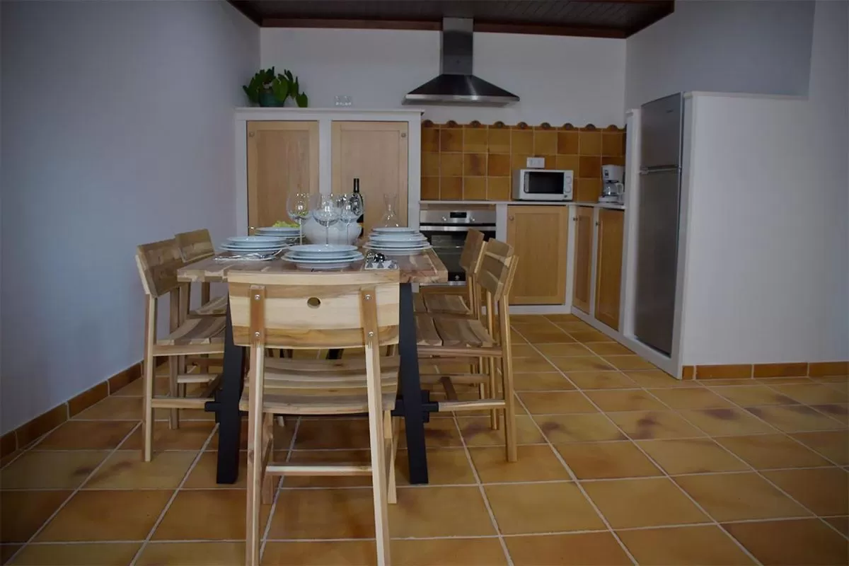 Apartment with Mountain View - single occupancy in Pincheiro Apartamentos Turísticos