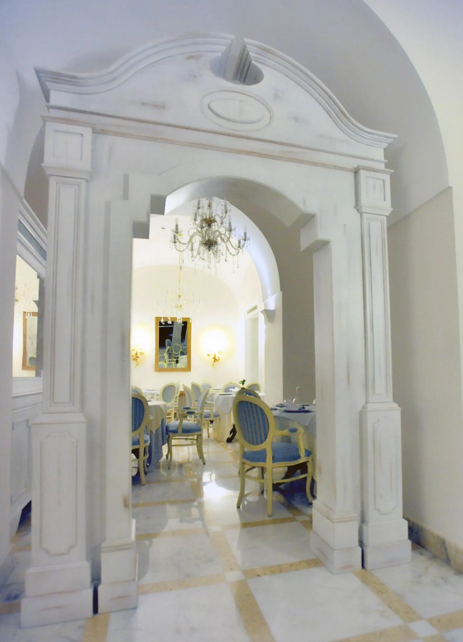 Restaurant/places to eat in Hotel Villa Fraulo