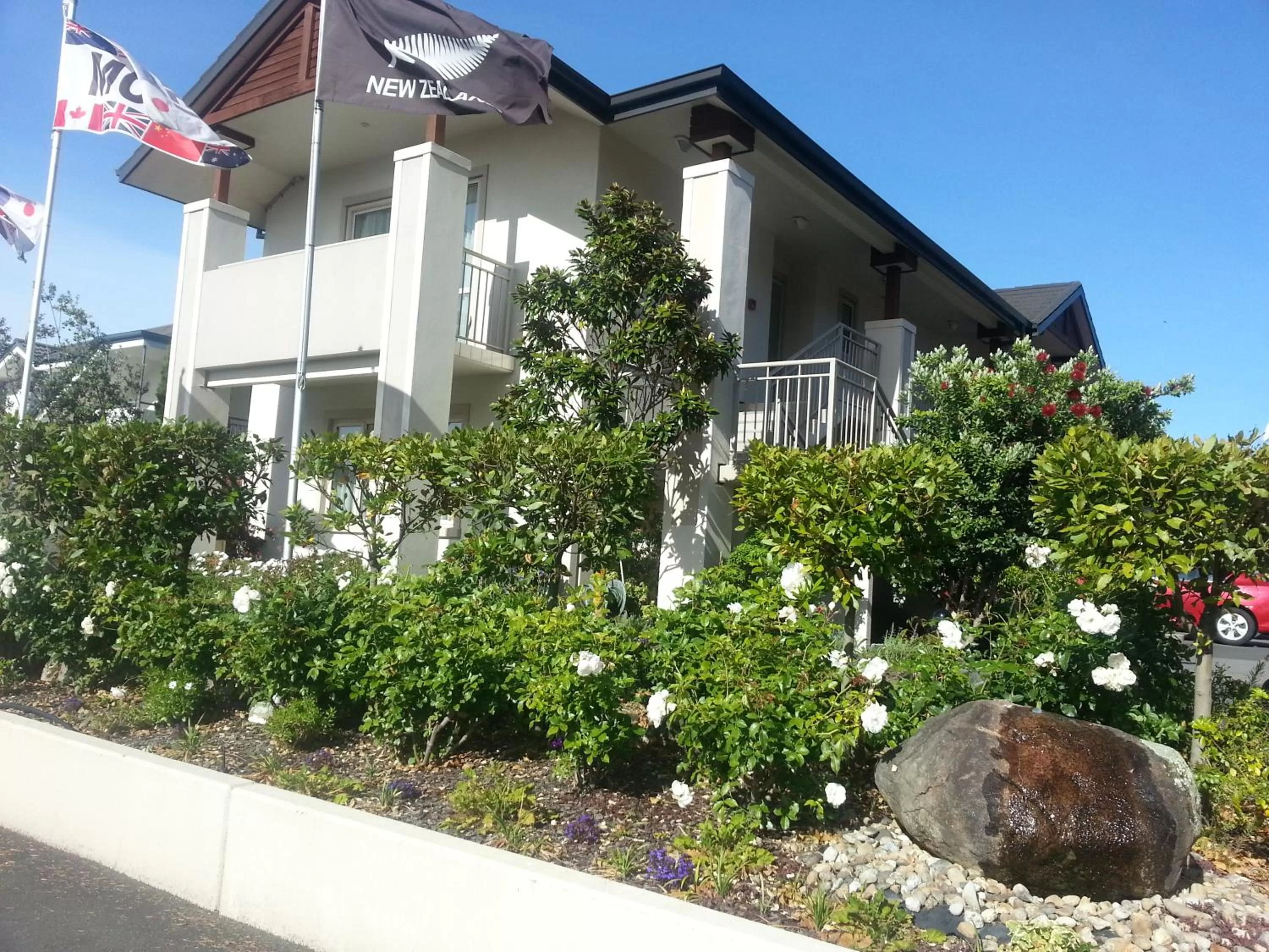 Property building in Cedar Grove Motor Lodge
