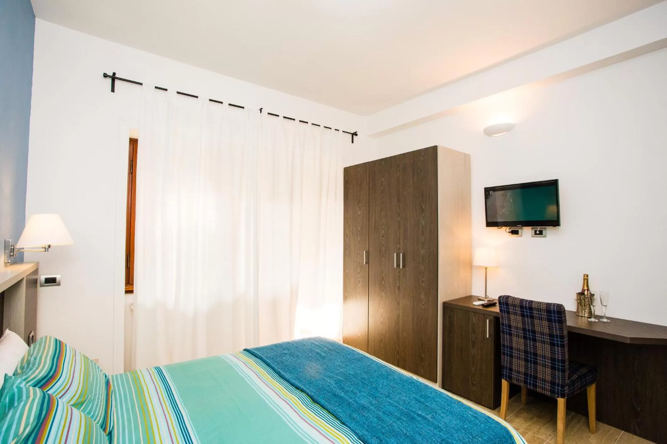 TV and multimedia, Bed in Trastevere's Friends