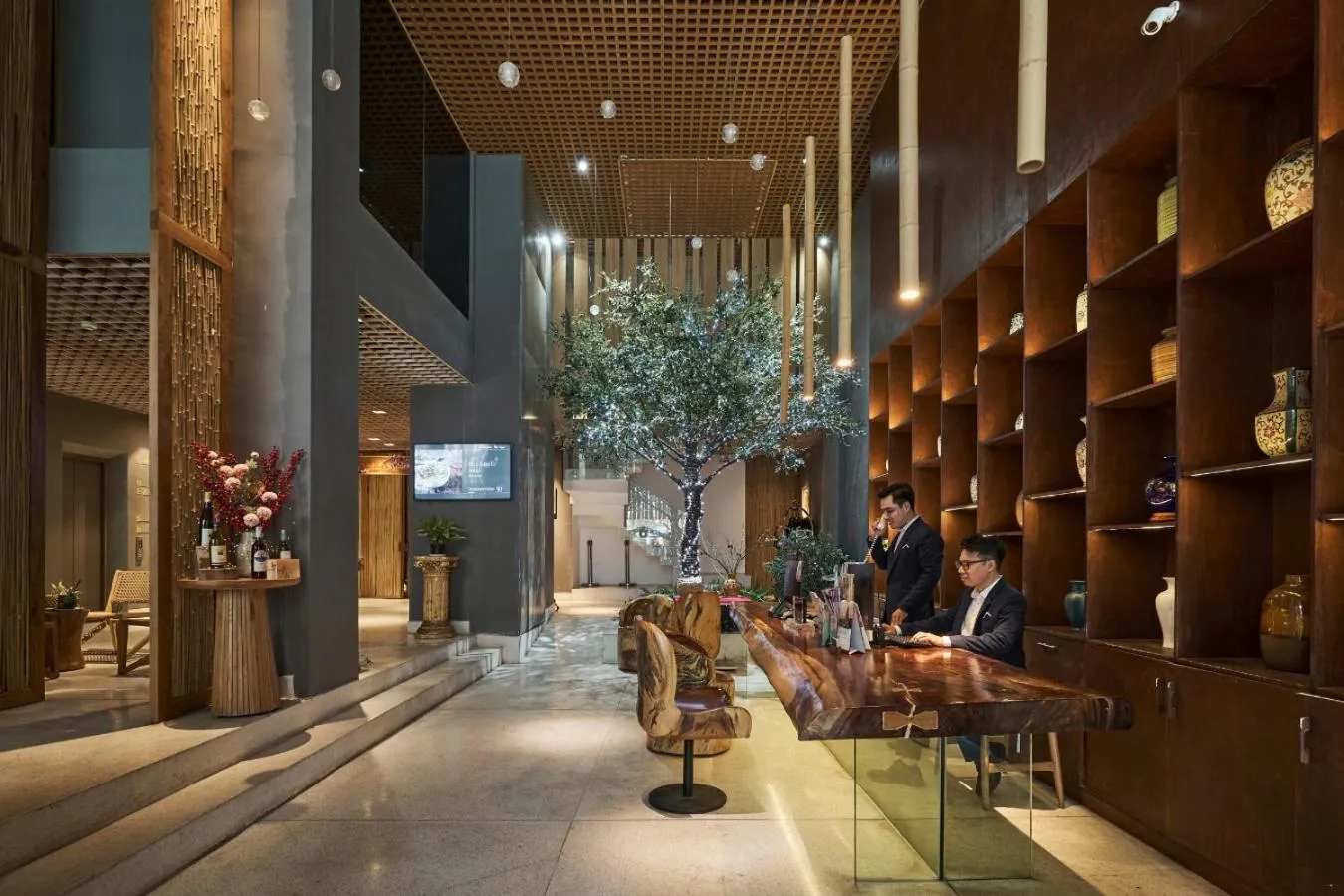 Lobby or reception in Sky Gem Hotel Sora
