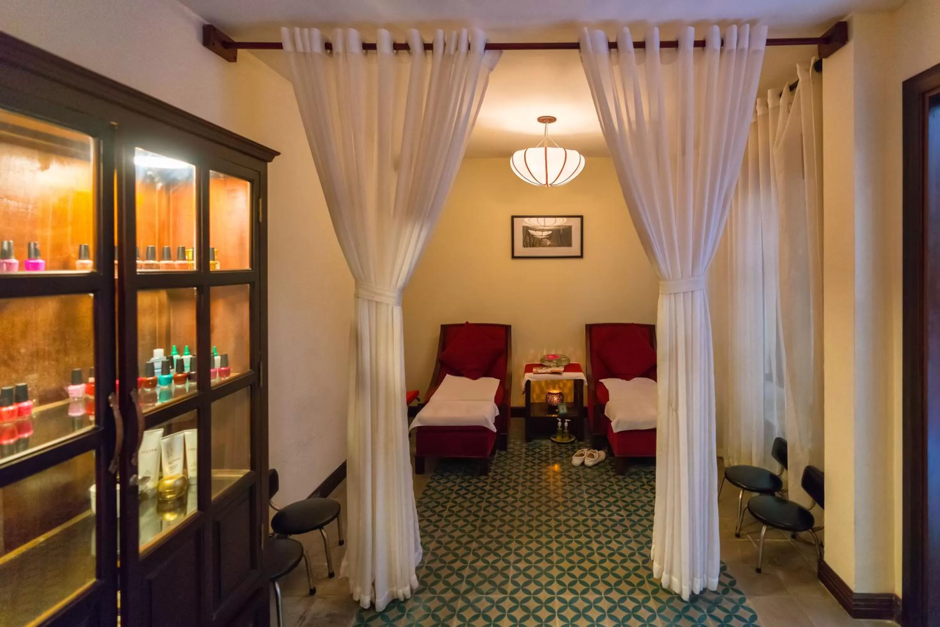 Massage, Bed in Little Hoi An . A Boutique Hotel & Spa