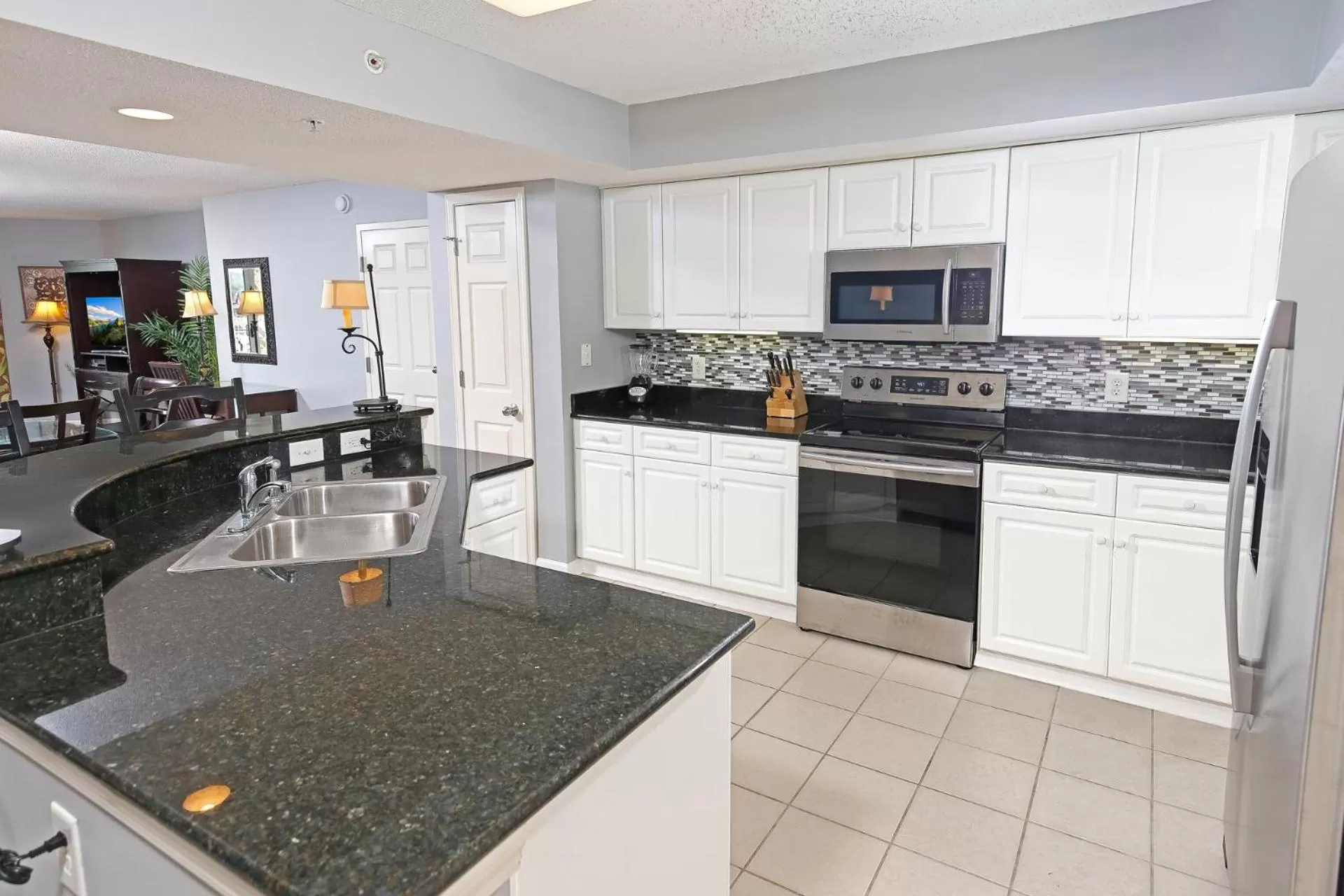 Kitchen or kitchenette in Barefoot Resort Golf & Yacht Club Villas