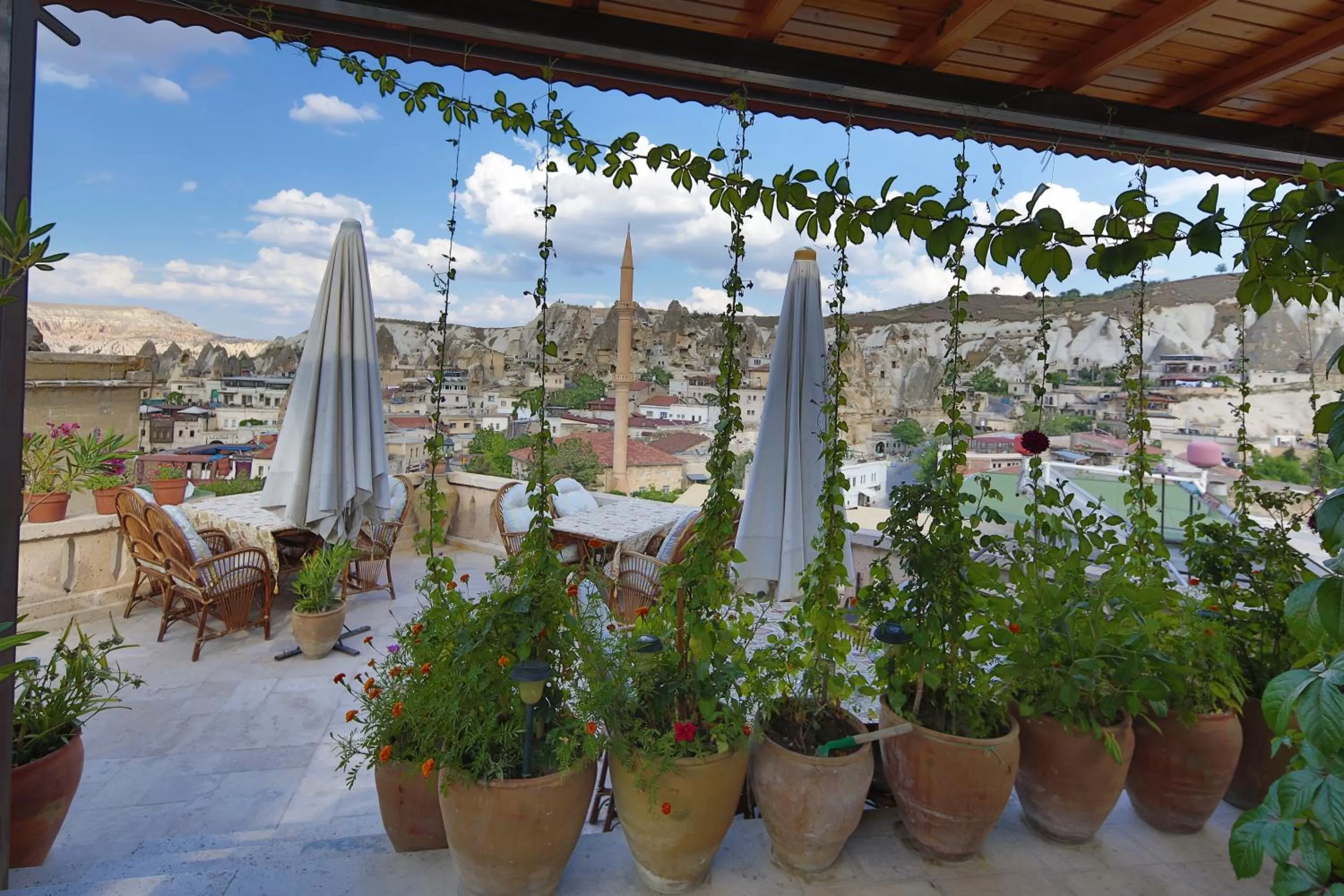 Mountain view in Kookaburra Hotel