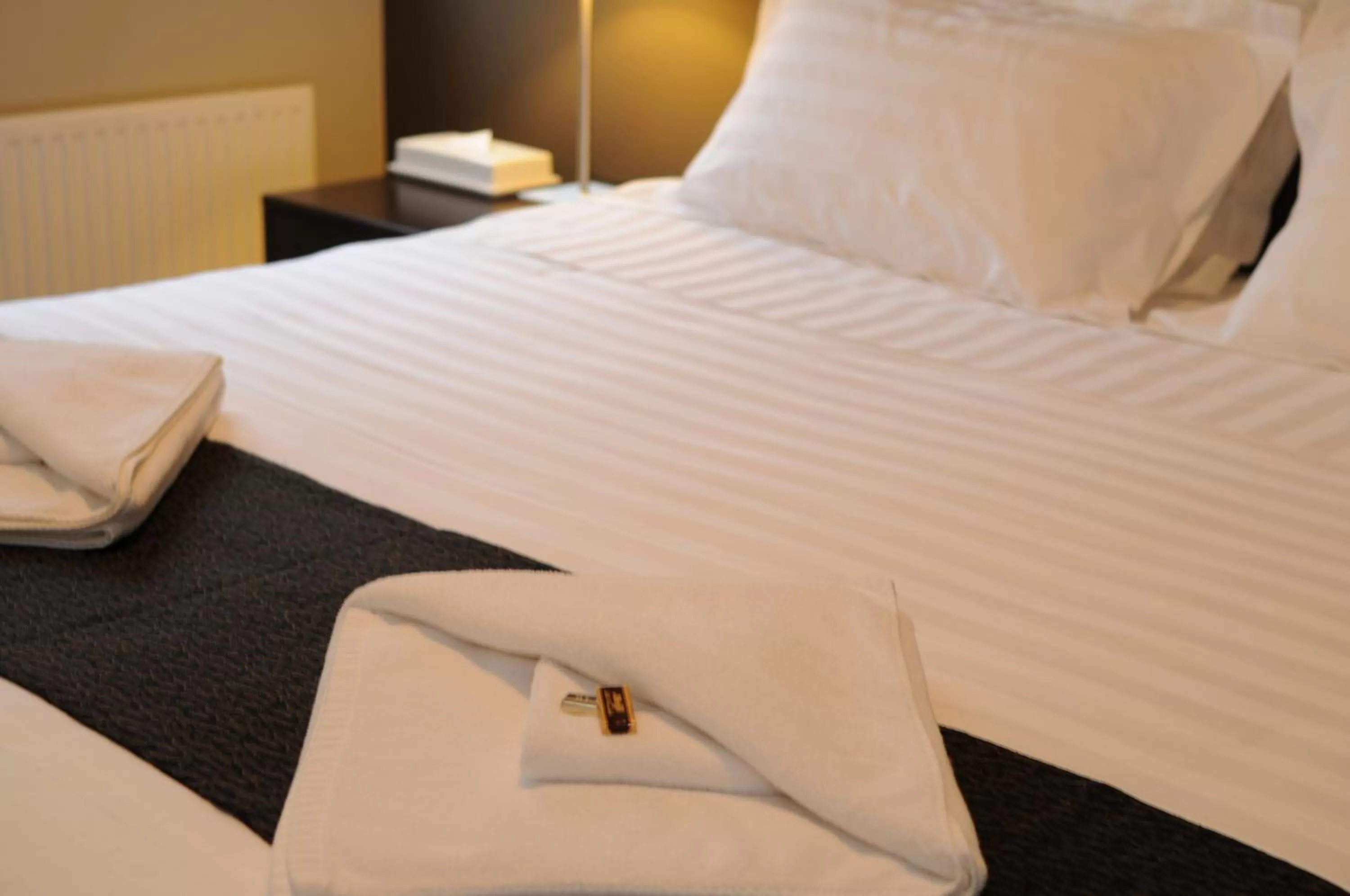 Bedroom, Bed in Fresh Powder Accommodation