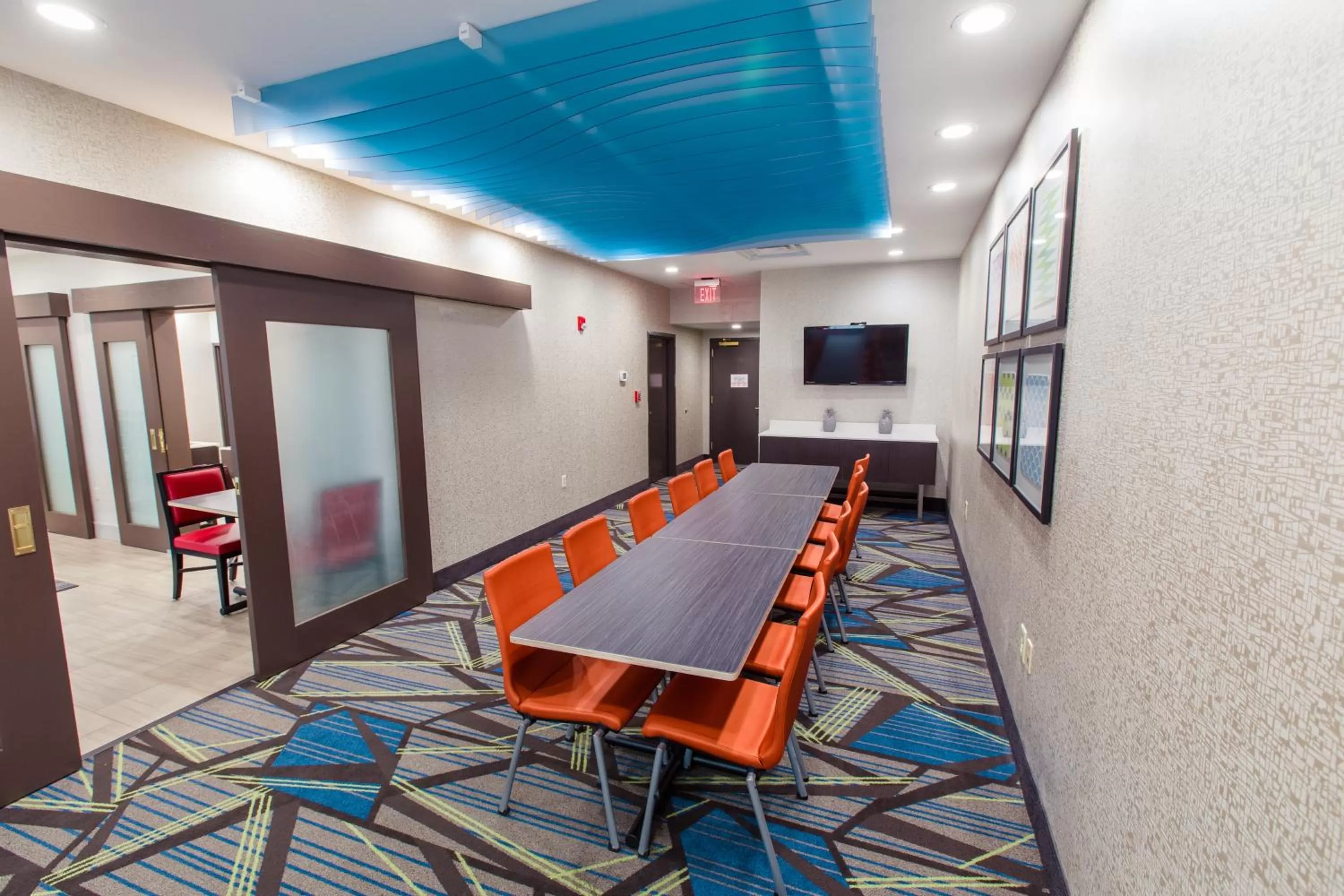 Meeting/conference room in Holiday Inn Express Hotel & Suites Harriman by IHG