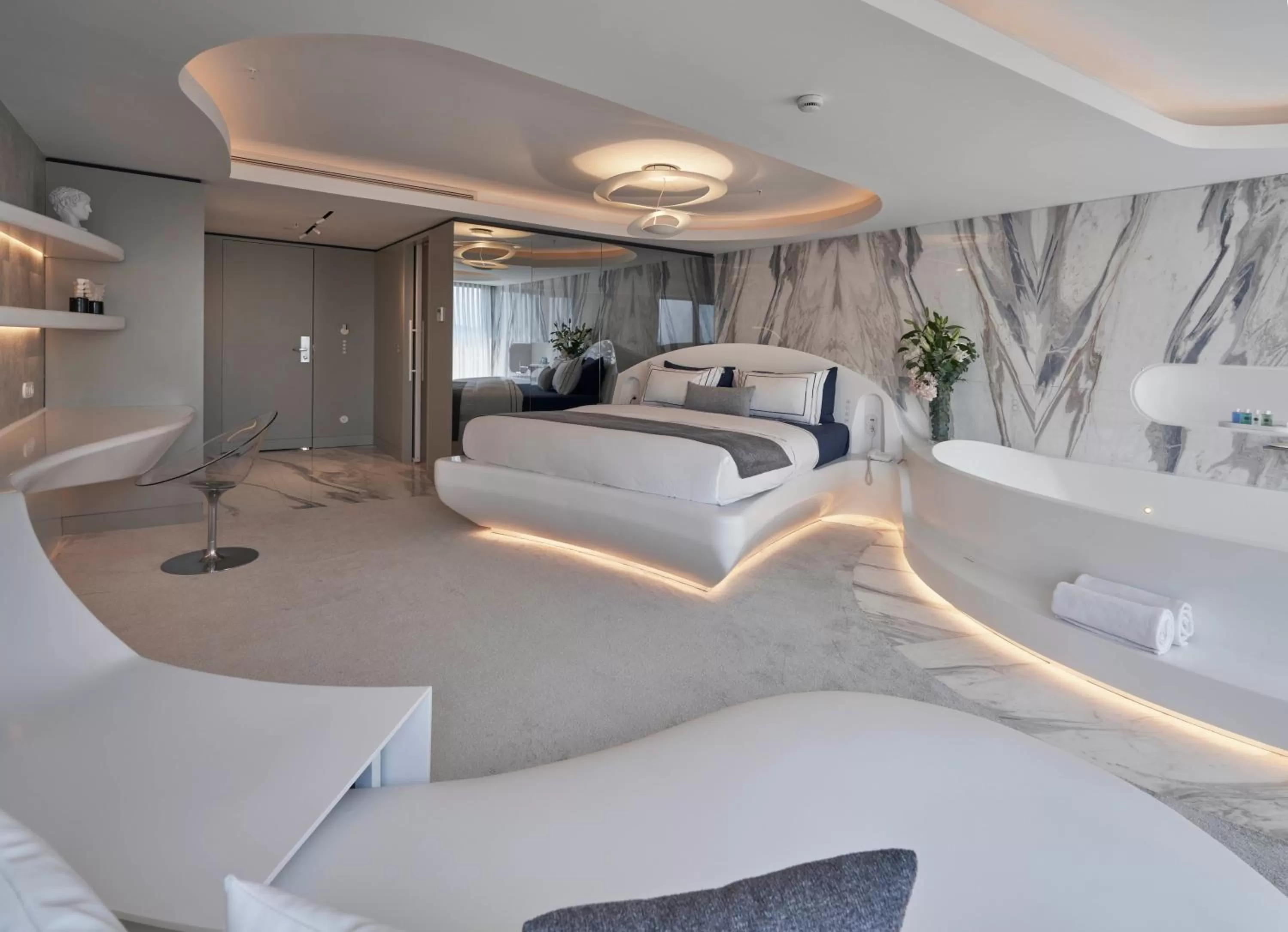 Bedroom, Bed in Richmond Istanbul