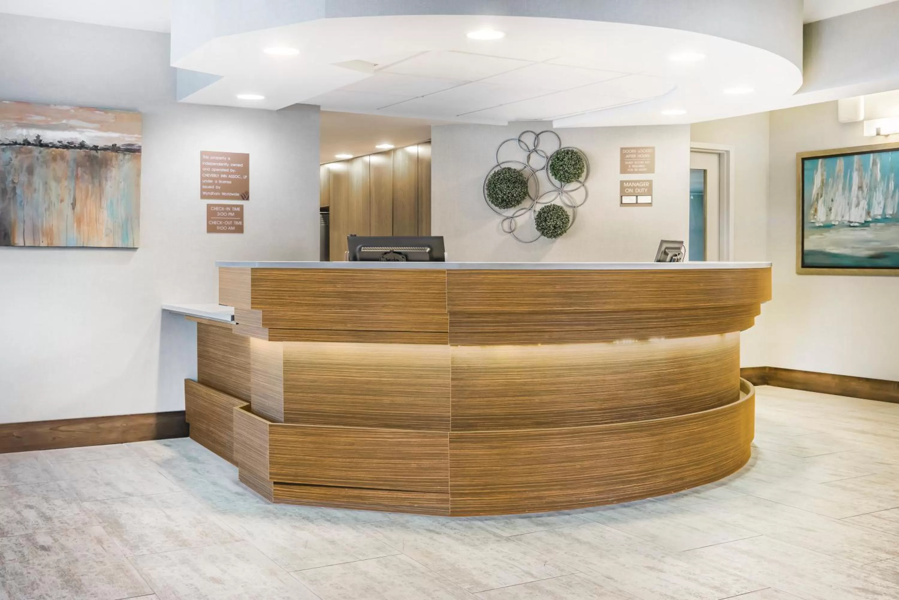 Lobby or reception in Wyndham Garden Washington DC North