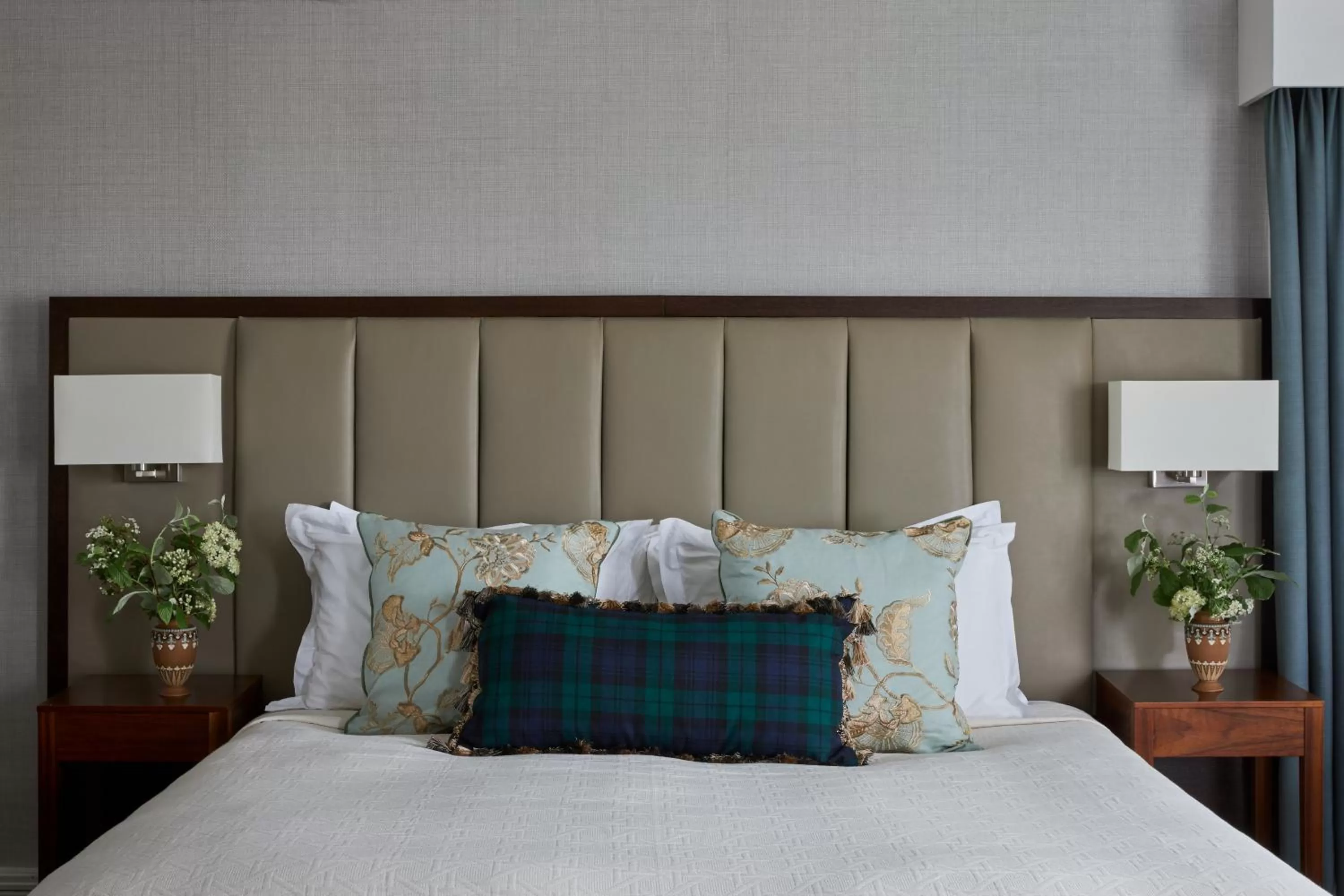 Bedroom, Bed in Marine Troon