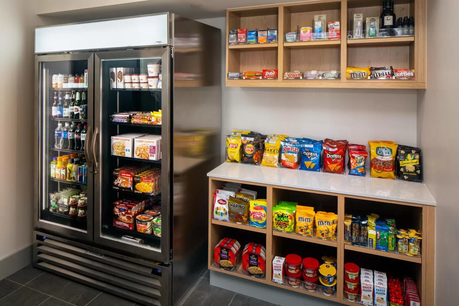 On-site shops in Hyatt House Tallahassee Capitol University